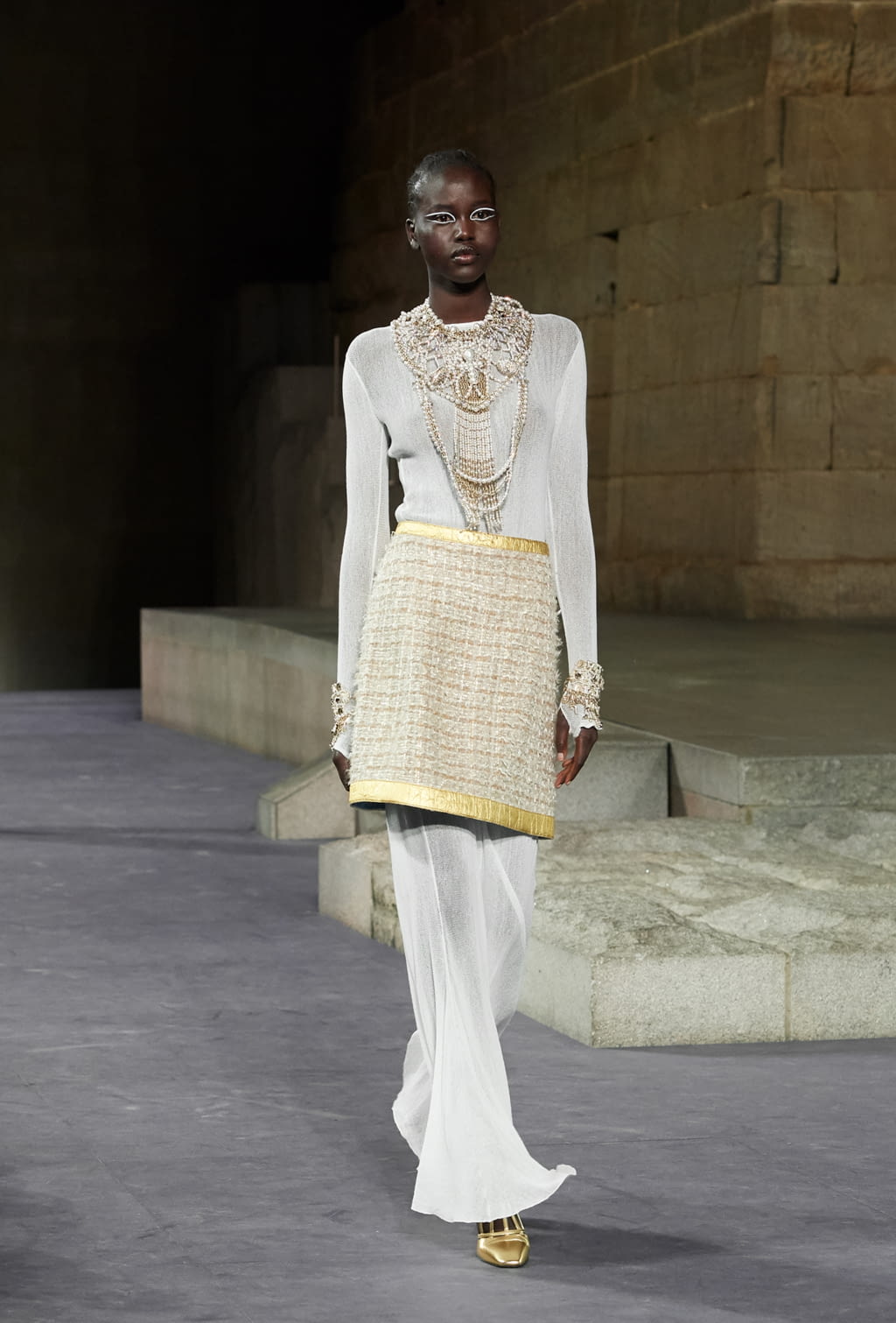 Fashion Week New York Pre-Fall 2019 look 4 from the Chanel collection 女装