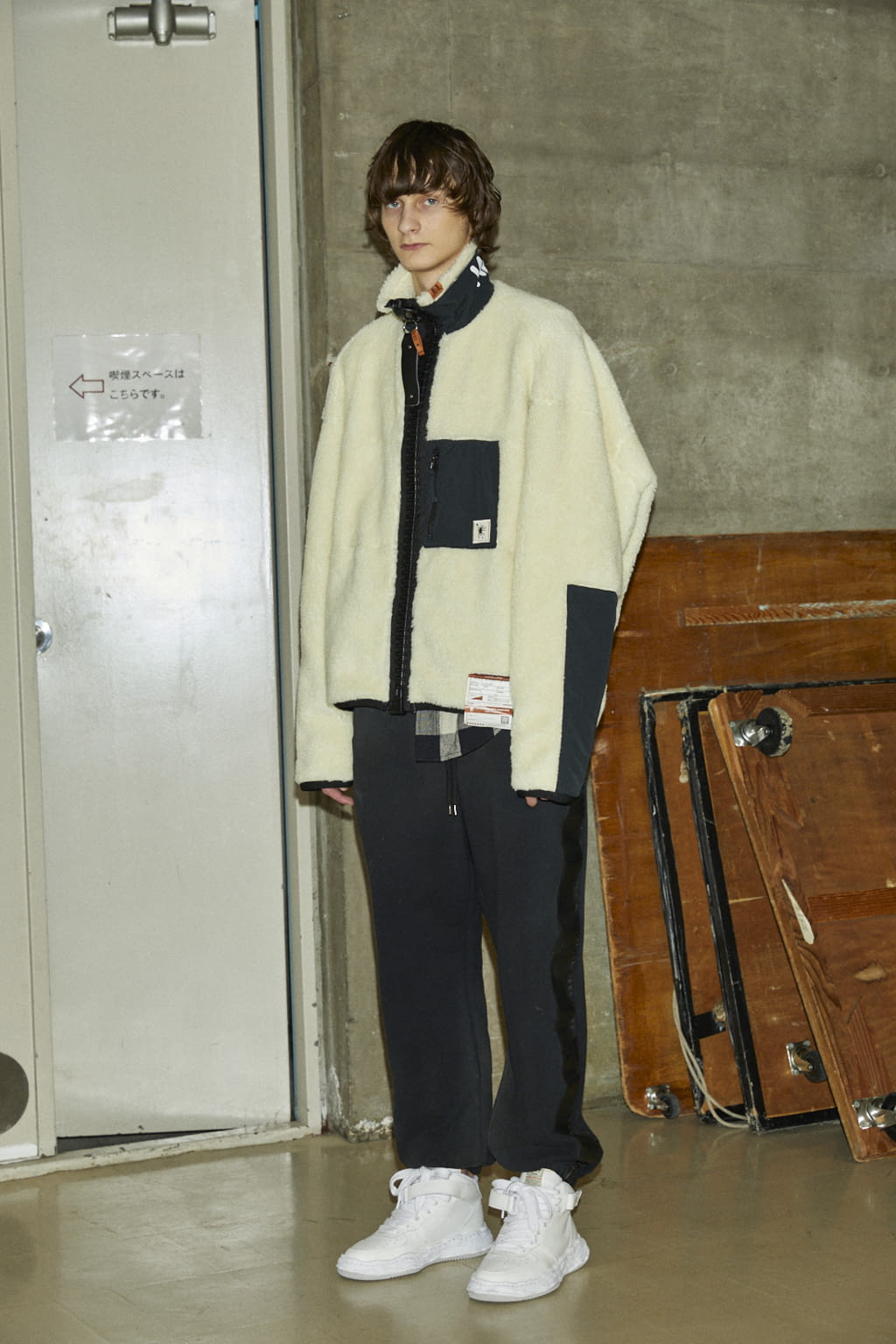 Fashion Week Paris Fall/Winter 2021 look 40 from the Maison Mihara Yasuhiro collection 男装