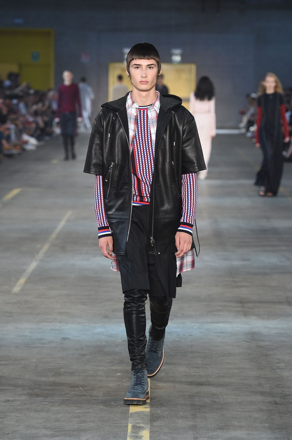 Fashion Week Milan Spring/Summer 2018 look 40 from the Diesel Black Gold collection menswear