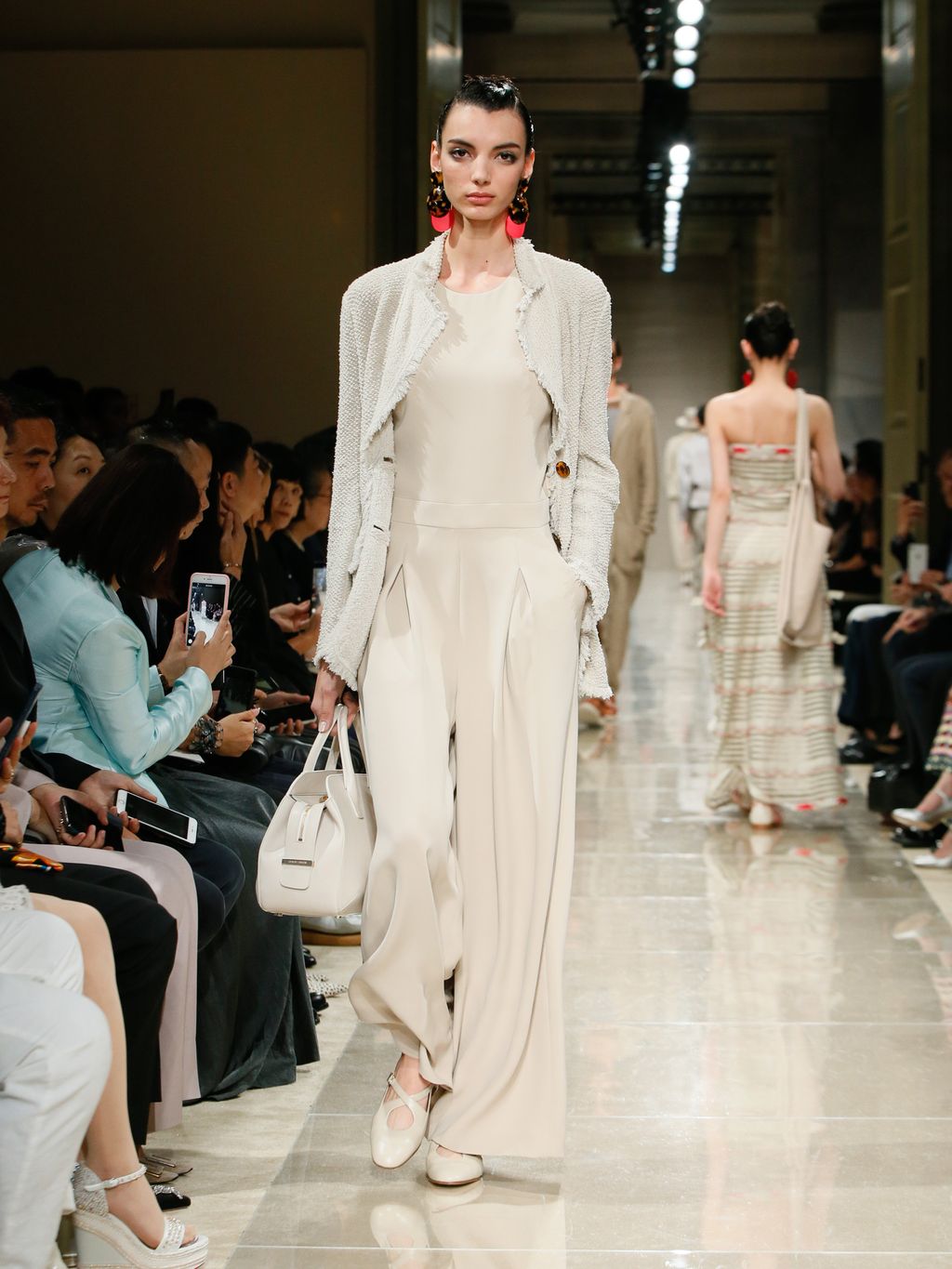 Fashion Week Milan Resort 2020 look 41 from the Giorgio Armani collection 女装