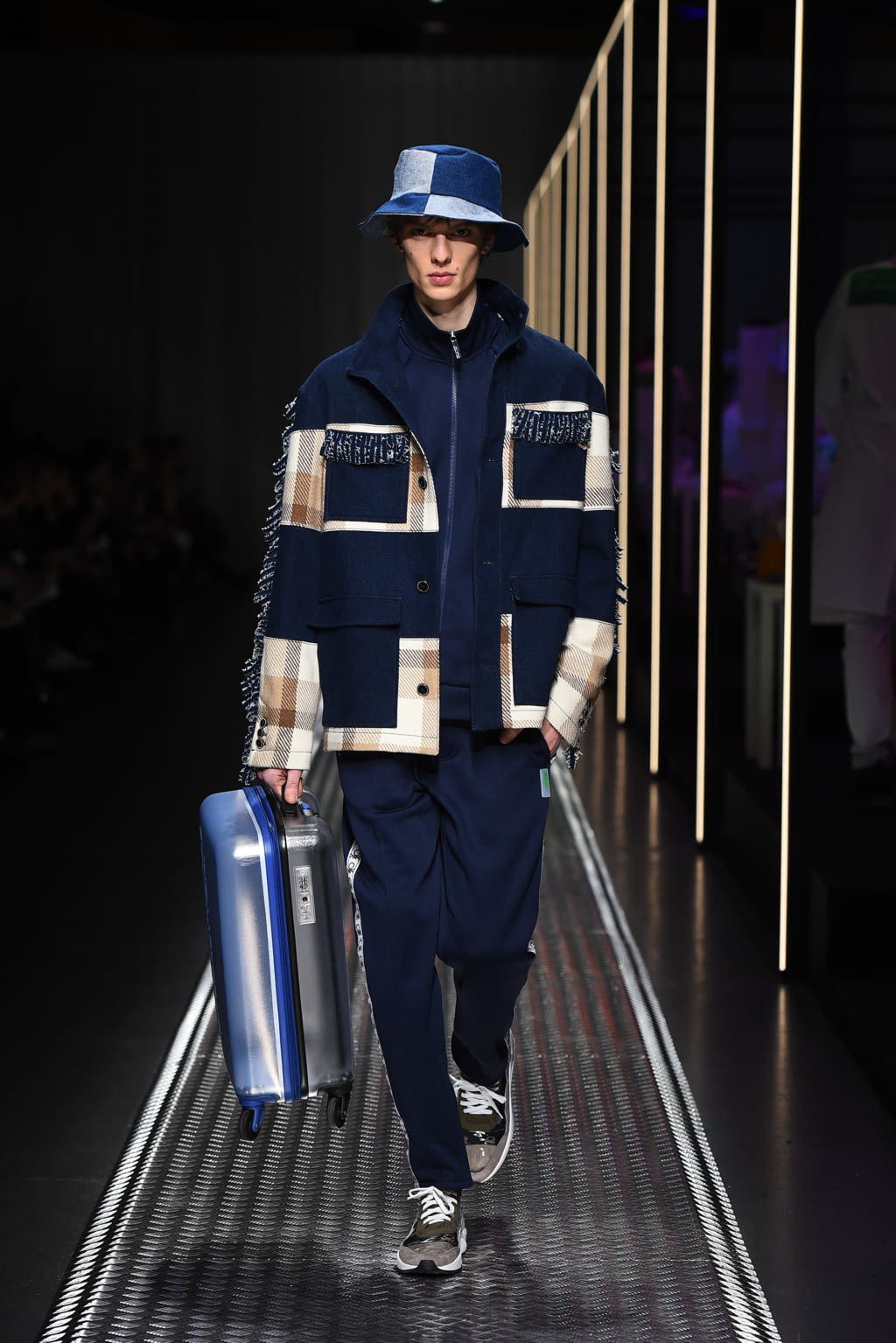 Fashion Week Milan Fall/Winter 2019 look 43 from the BENETTON x JEAN-CHARLES DE CASTELBAJAC collection 女装
