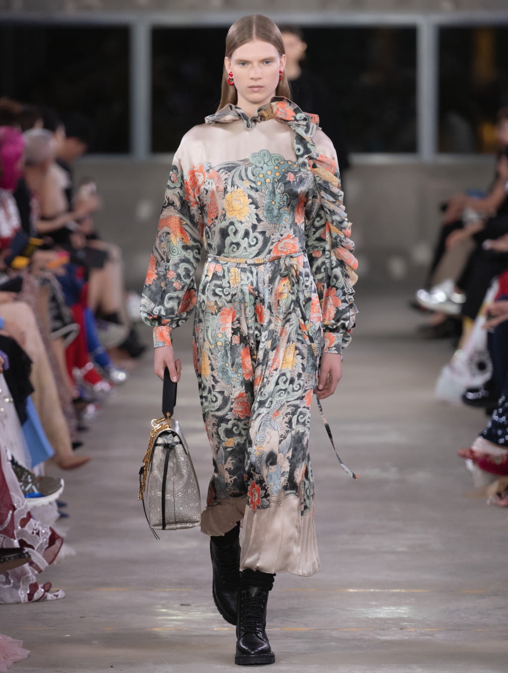 Fashion Week Paris Pre-Fall 2019 look 44 de la collection Valentino womenswear