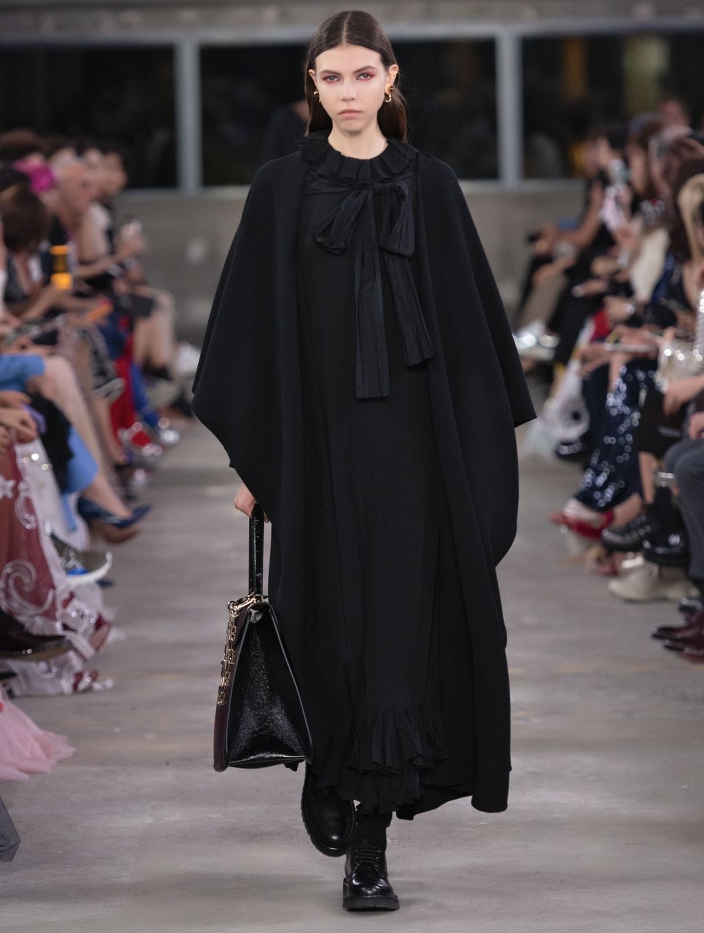 Fashion Week Paris Pre-Fall 2019 look 46 from the Valentino collection womenswear
