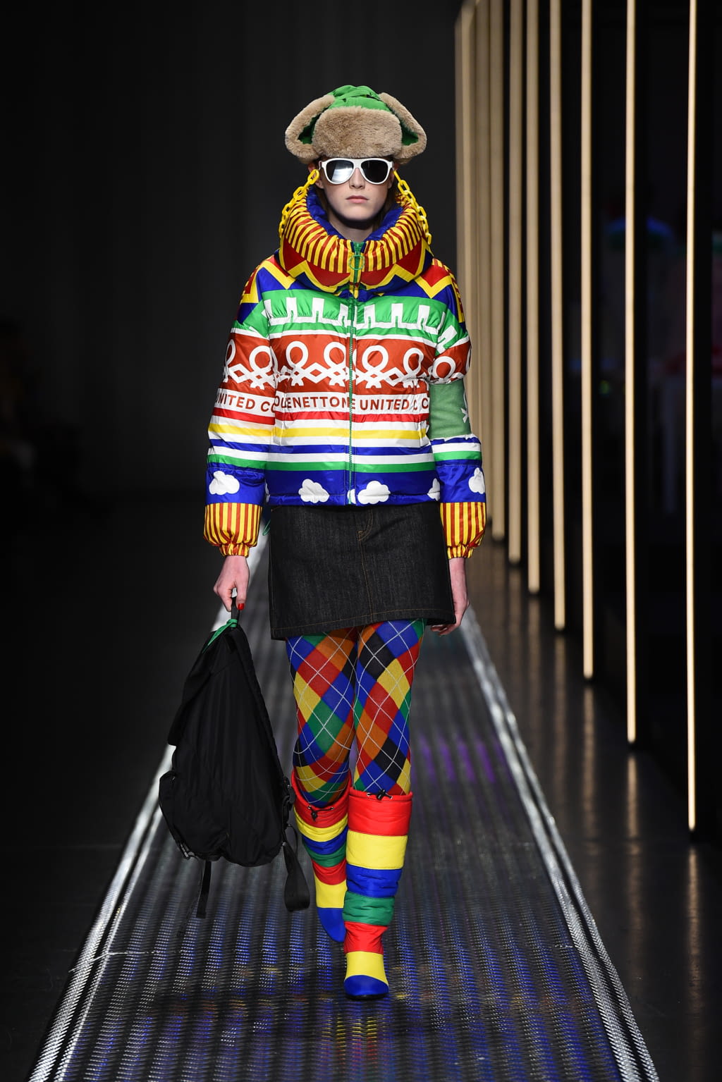 Fashion Week Milan Fall/Winter 2019 look 49 from the BENETTON x JEAN-CHARLES DE CASTELBAJAC collection 女装