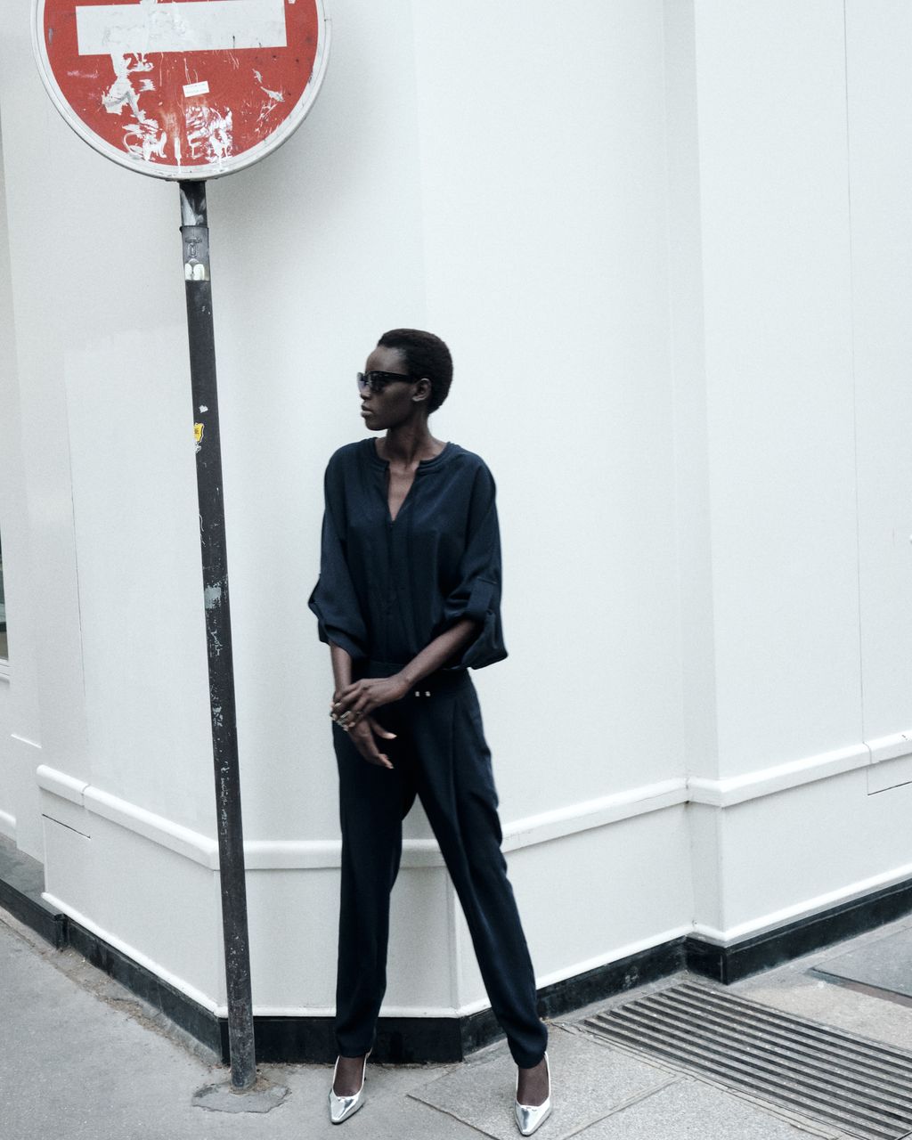 Fashion Week Paris Spring/Summer 2025 look 49 from the Barbara Bui collection 女装