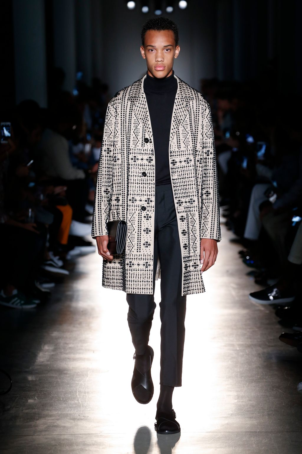 Fashion Week Milan Spring/Summer 2018 look 5 de la collection Ports 1961 menswear