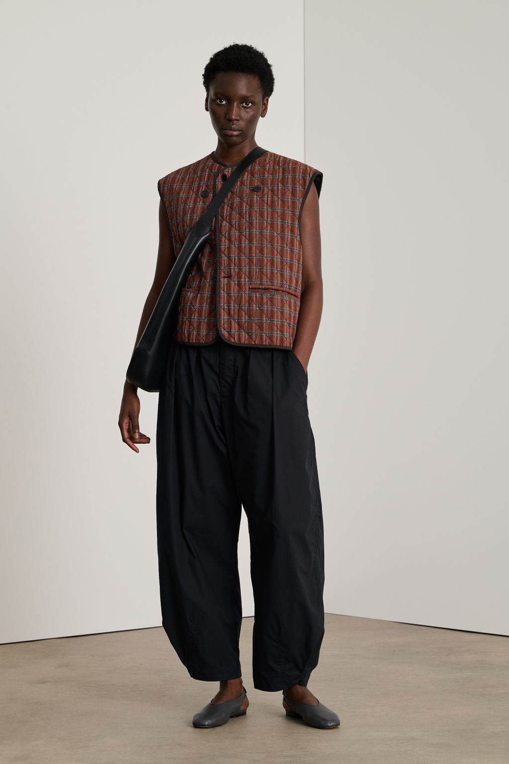 Fashion Week Paris Spring/Summer 2025 look 96 from the Soeur collection womenswear