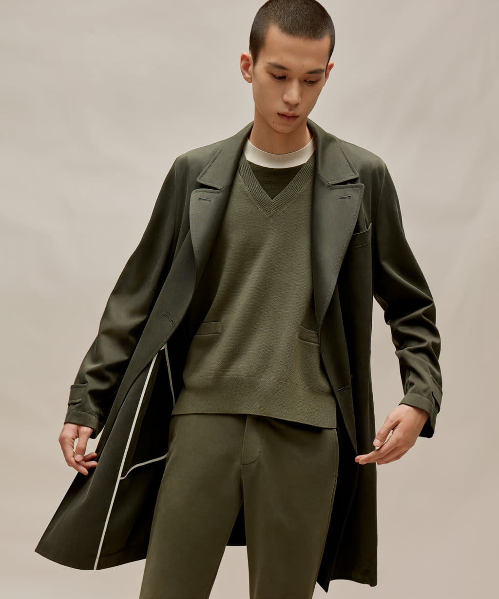 Fashion Week Paris Fall/Winter 2020 look 8 from the Icicle collection menswear