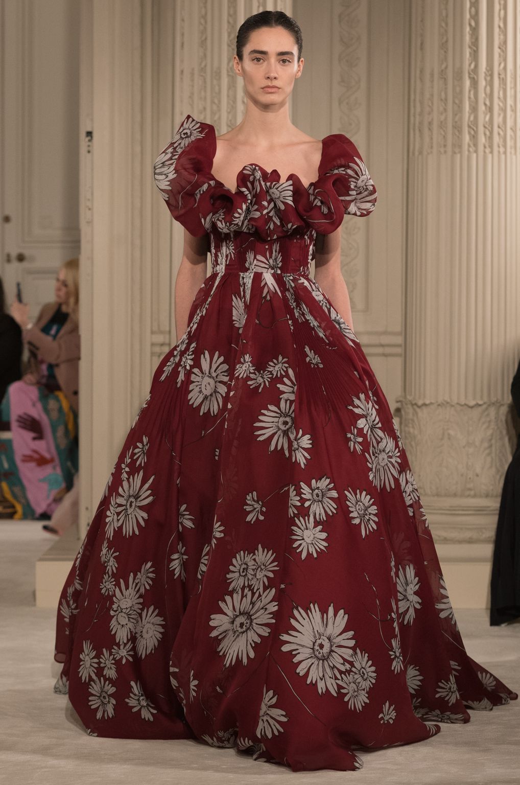 Fashion Week Paris Spring/Summer 2018 look 57 from the Valentino collection couture