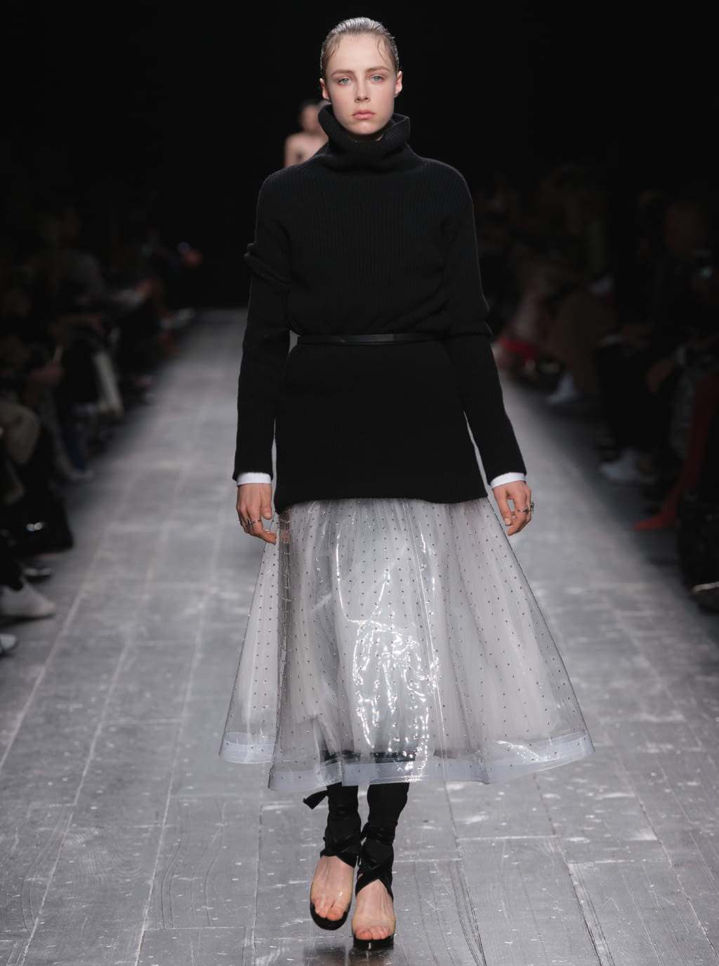 Fashion Week Paris Fall/Winter 2016 look 58 de la collection Valentino womenswear