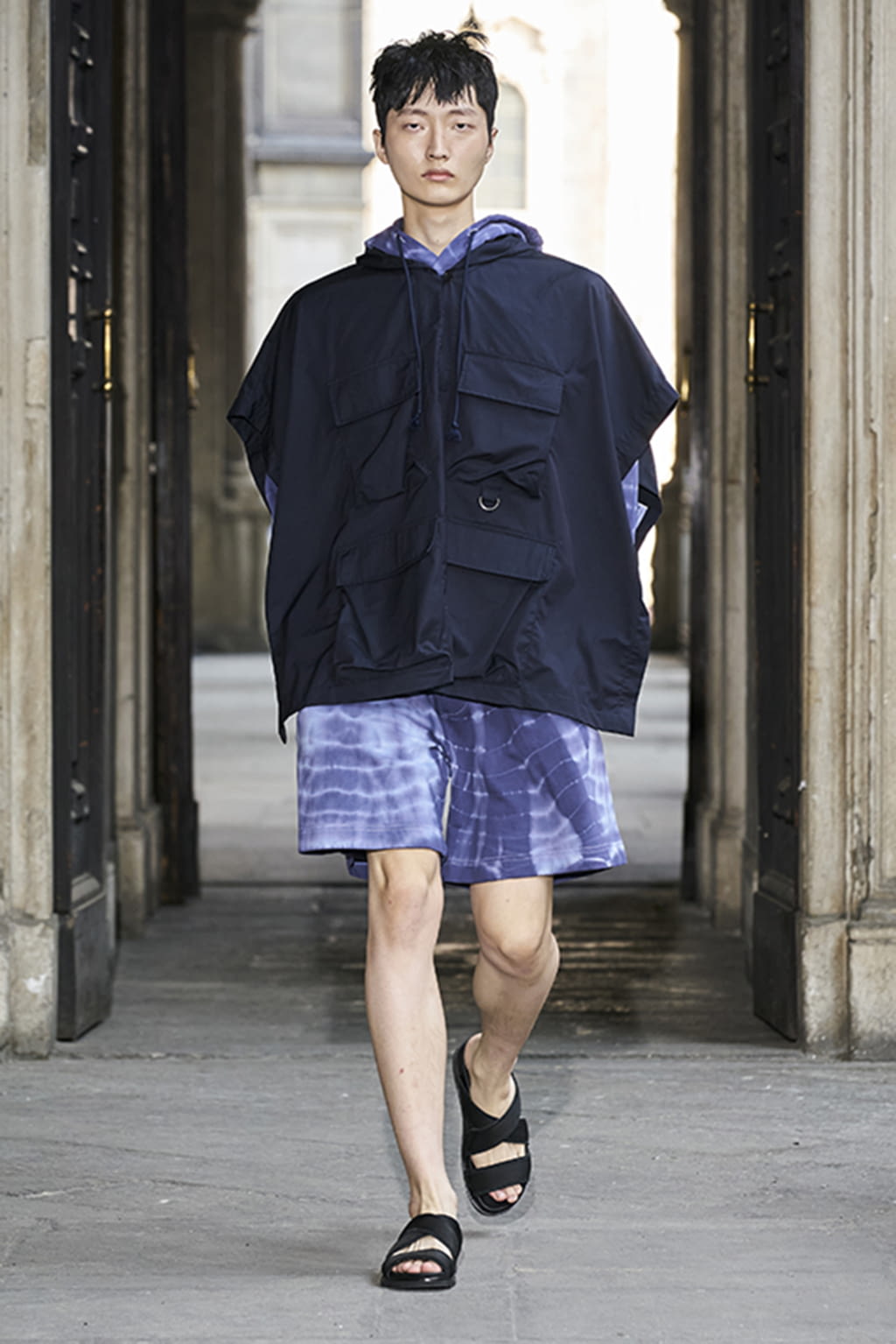 Fashion Week Milan Spring/Summer 2021 look 6 de la collection David Catalan menswear