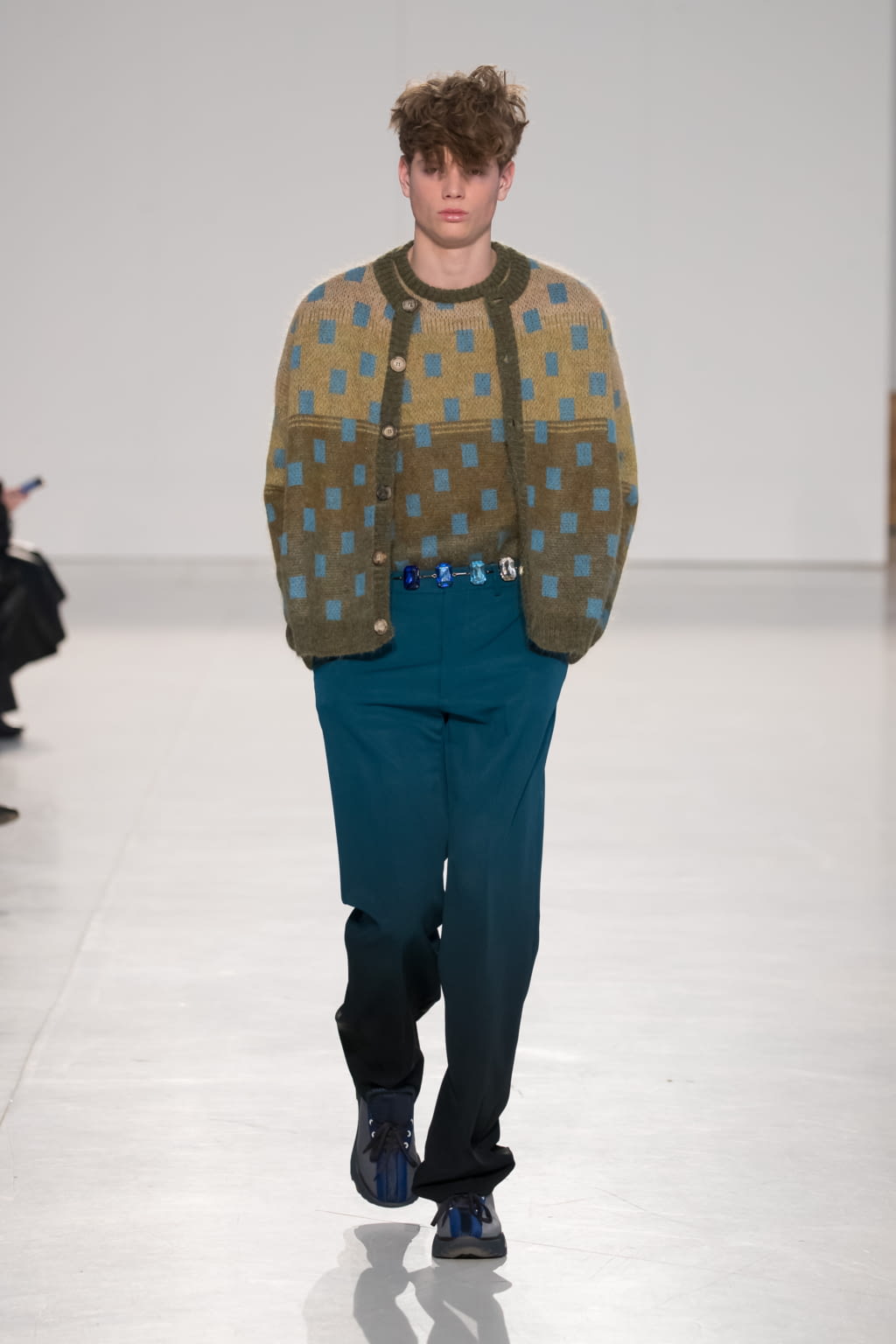 Fashion Week Milan Fall/Winter 2020 look 6 from the Marco de Vincenzo collection 男装