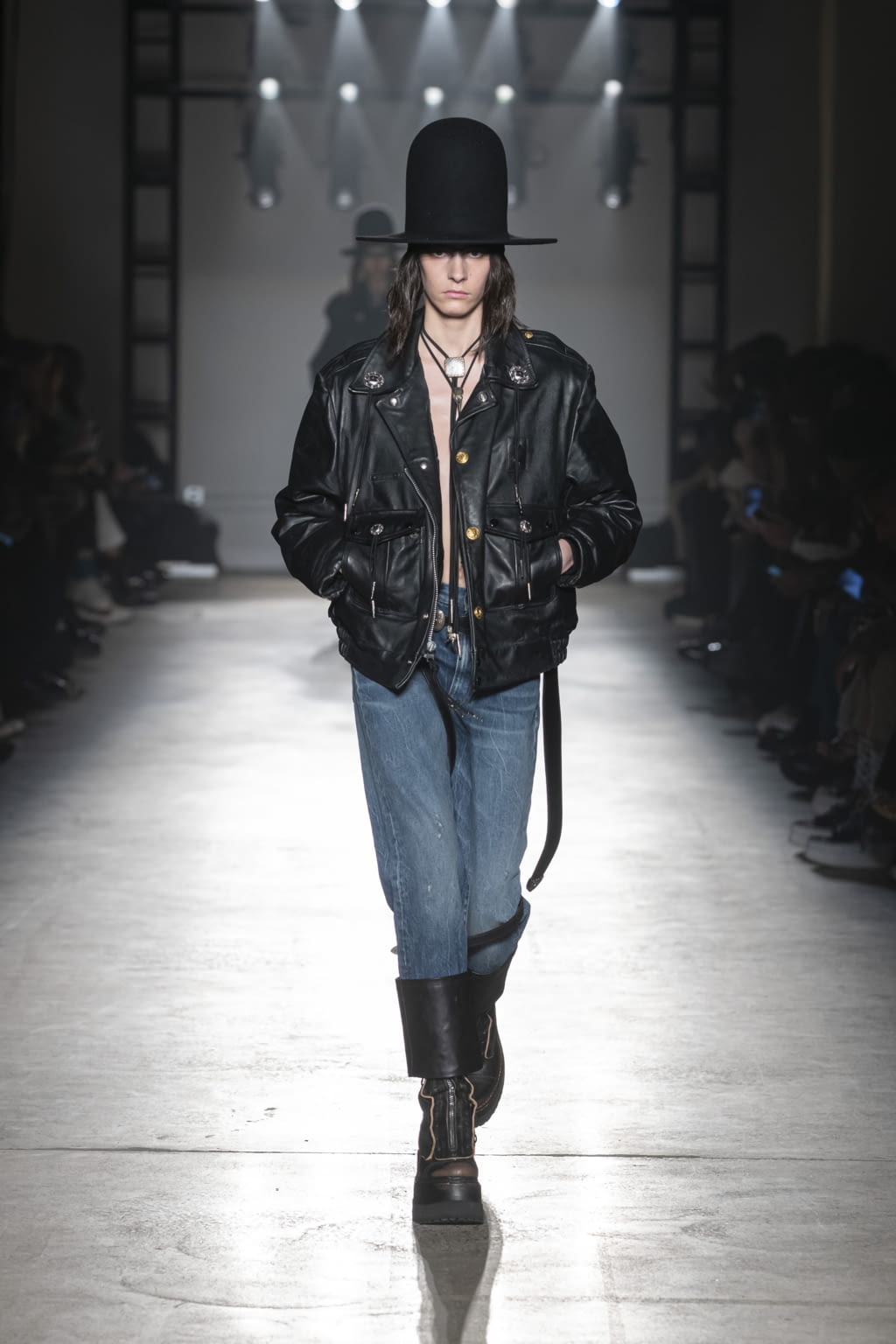 Fashion Week New York Fall/Winter 2020 look 6 from the R13 collection 女装