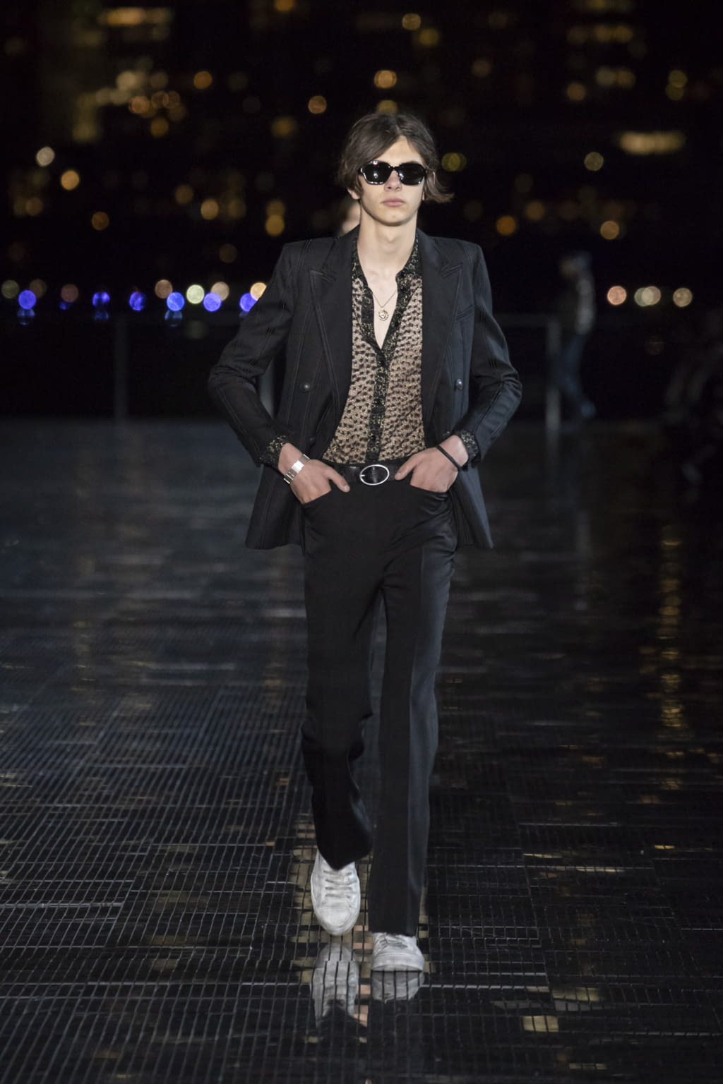 Fashion Week New York Spring/Summer 2019 look 6 from the Saint Laurent collection menswear