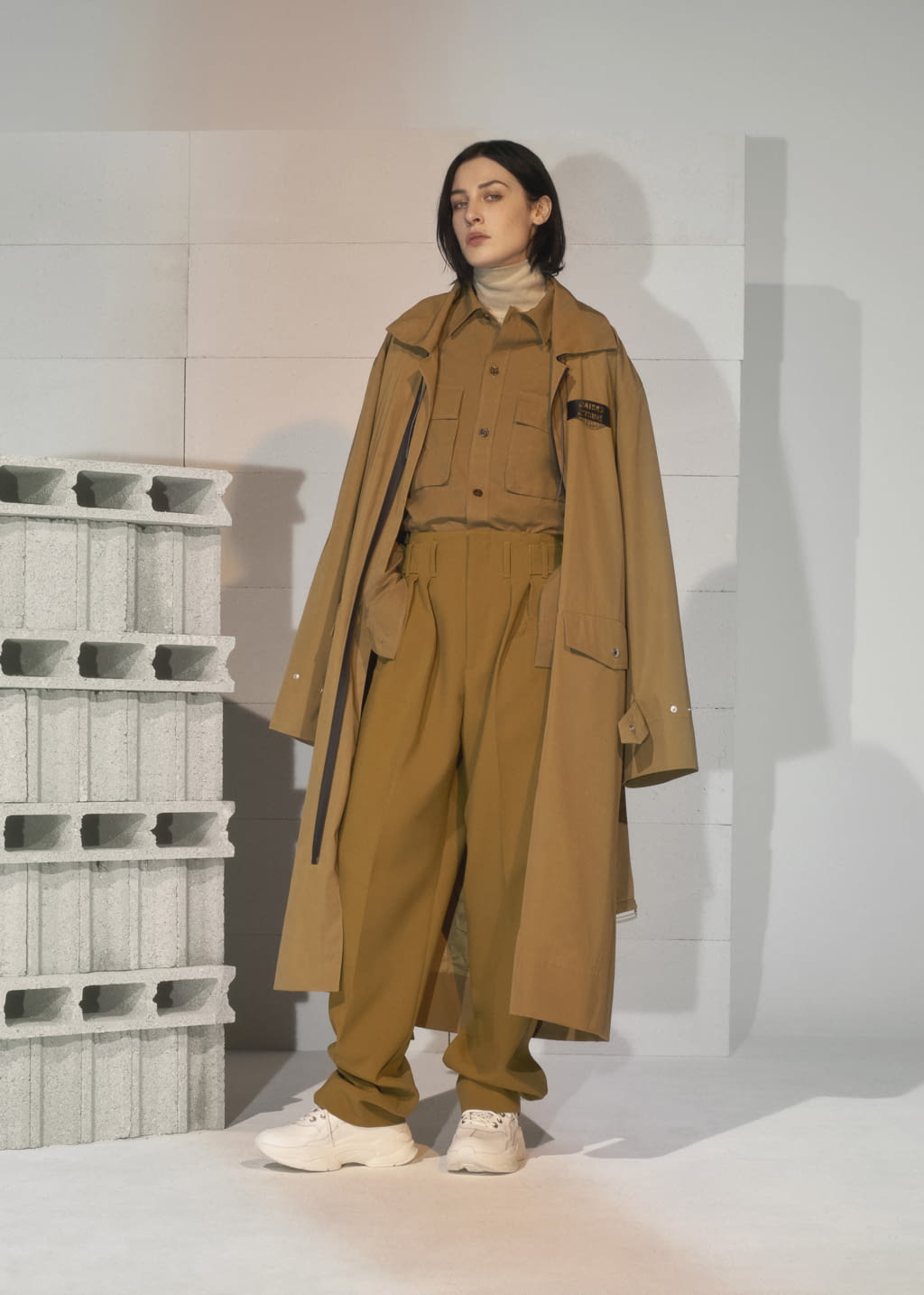 Fashion Week Paris Fall/Winter 2019 look 6 de la collection Maison Kitsuné womenswear