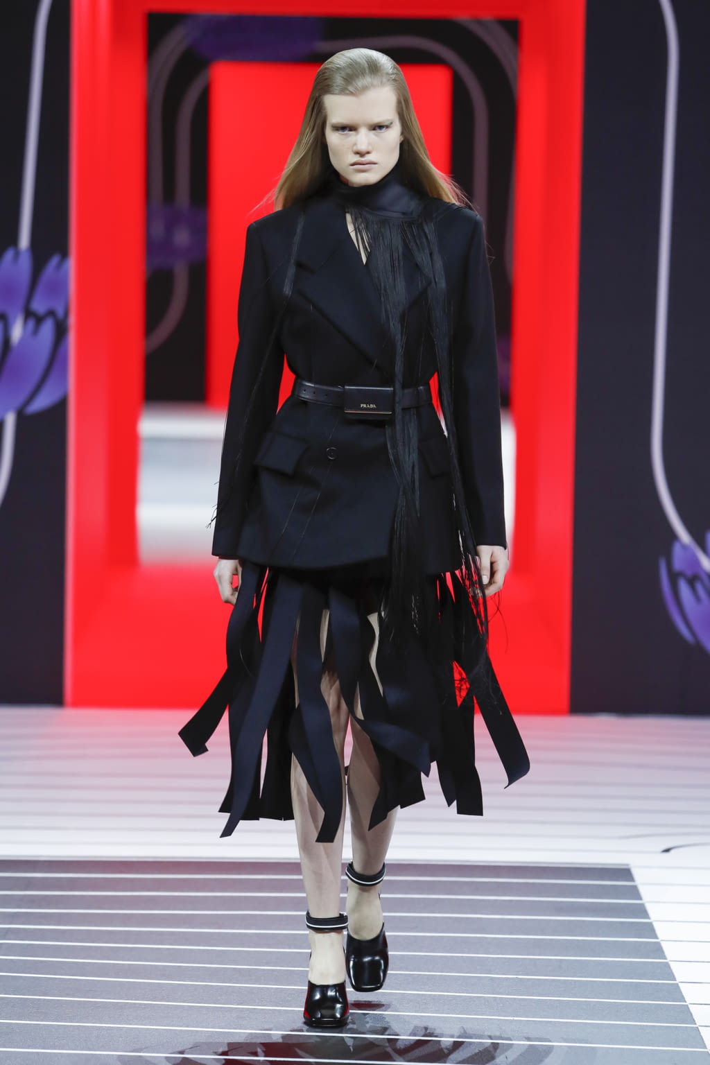 Fashion Week Milan Fall/Winter 2020 look 6 from the Prada collection 女装