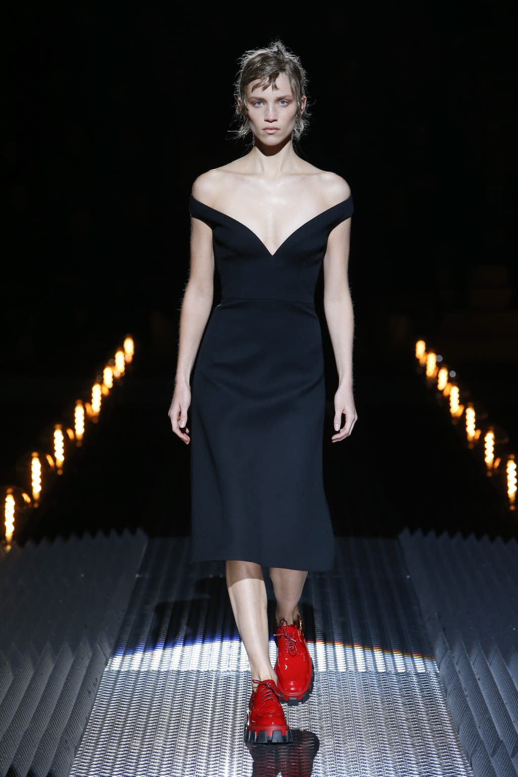 Fashion Week Milan Fall/Winter 2019 look 6 from the Prada collection menswear