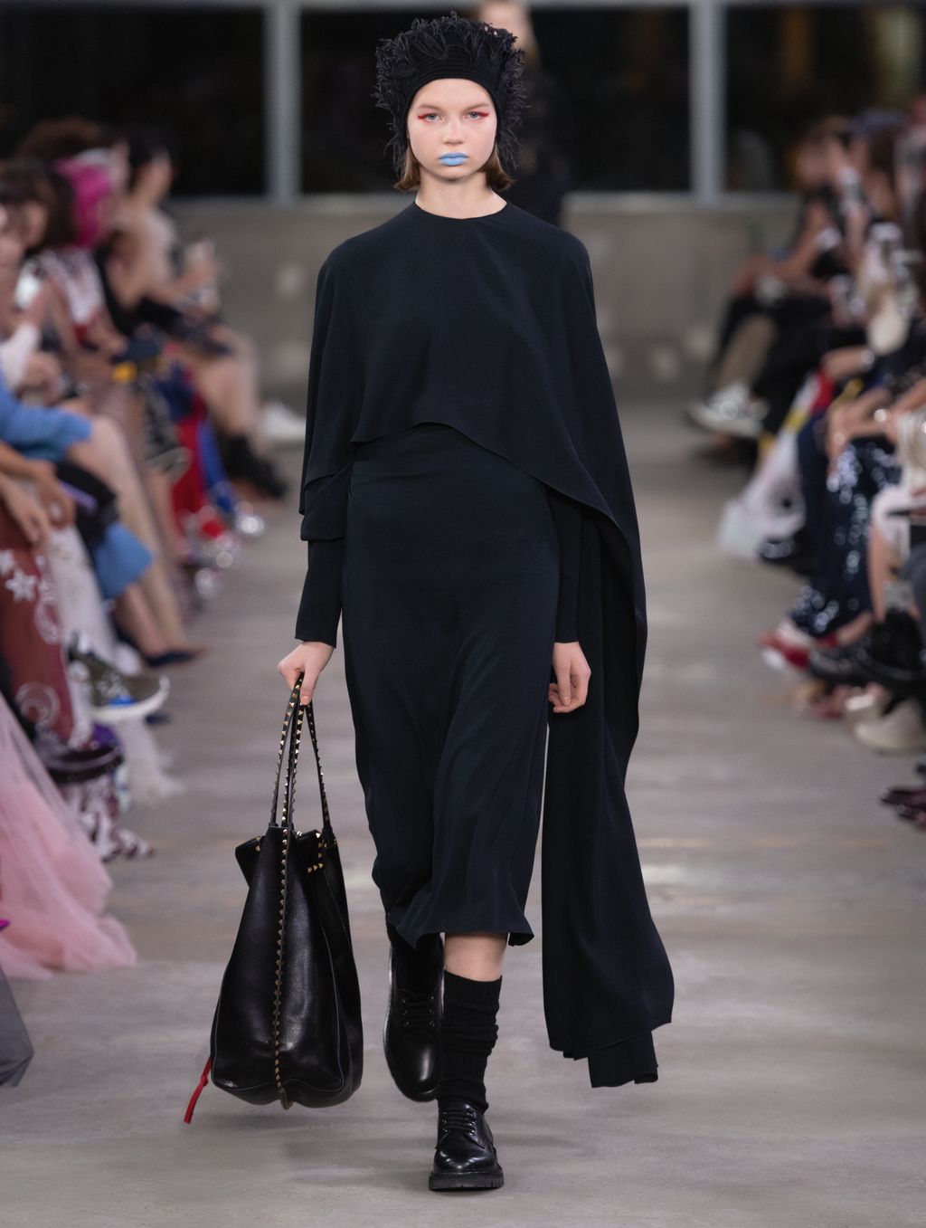 Fashion Week Paris Pre-Fall 2019 look 66 from the Valentino collection 女装