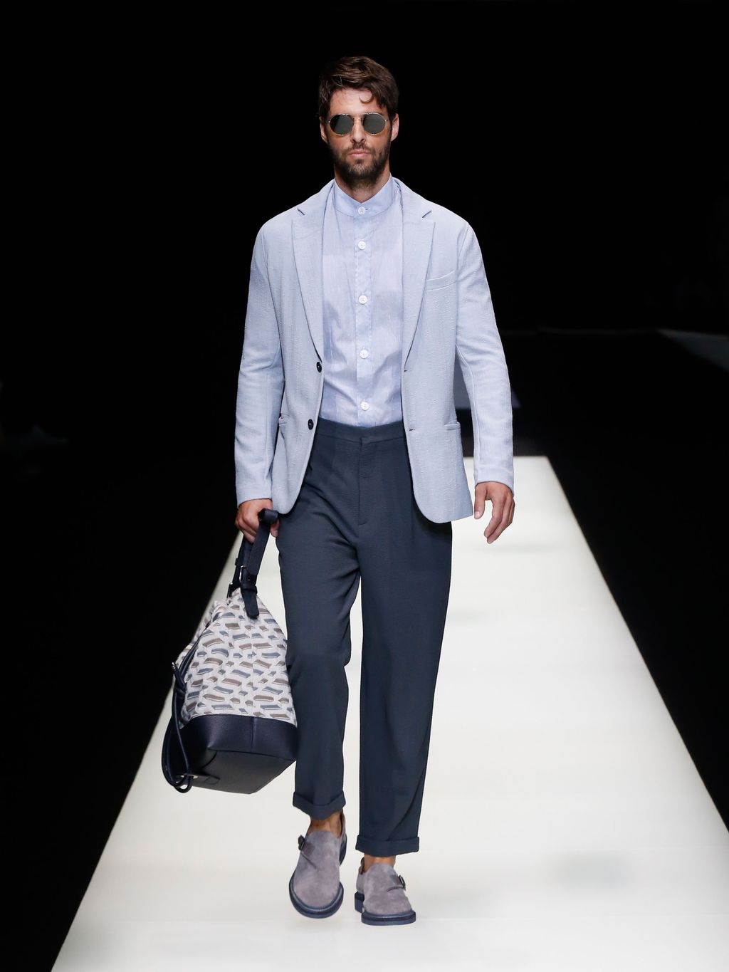 Fashion Week Milan Spring/Summer 2018 look 7 from the Giorgio Armani collection menswear
