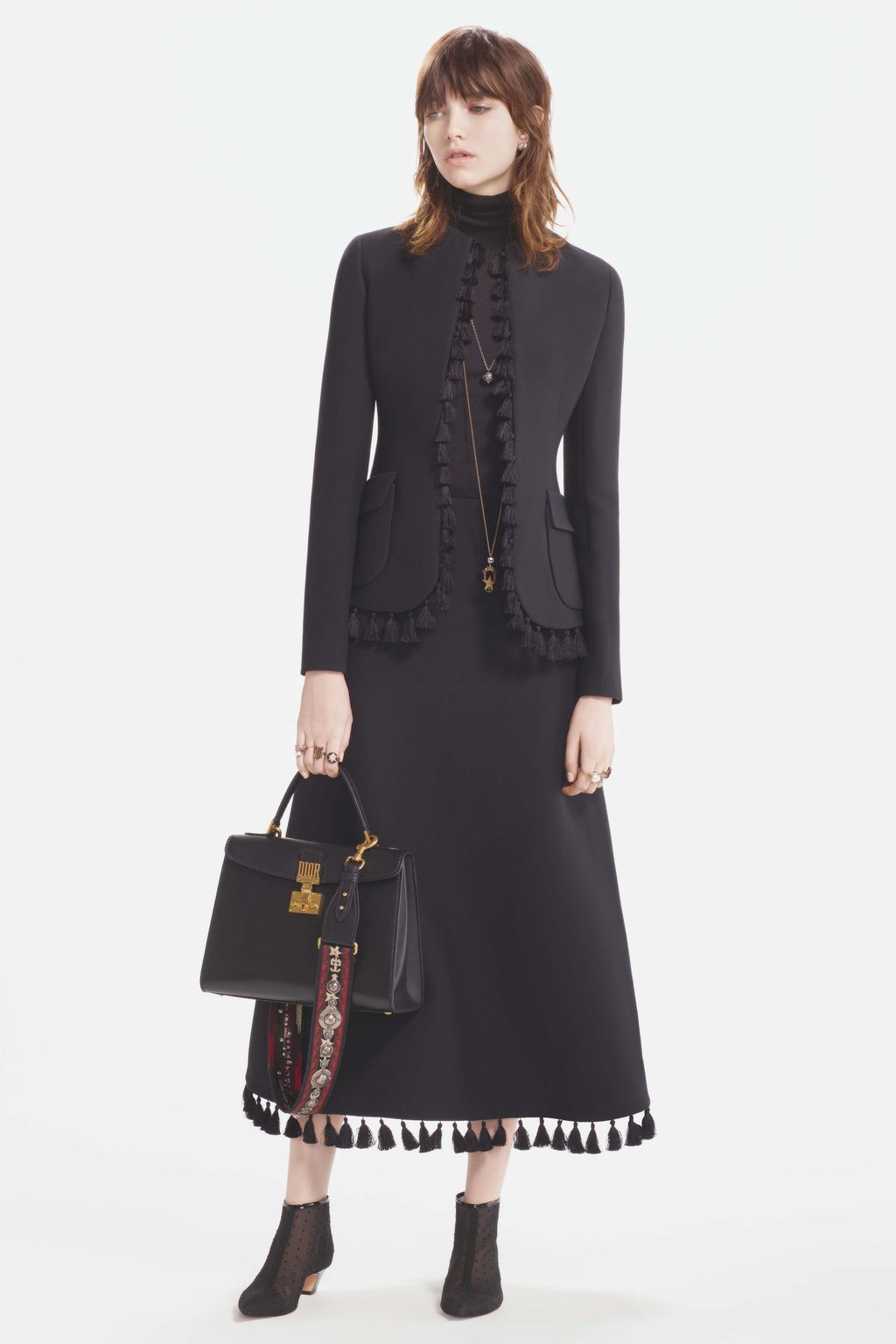 Fashion Week Paris Pre-Fall 2017 look 7 from the Christian Dior collection womenswear