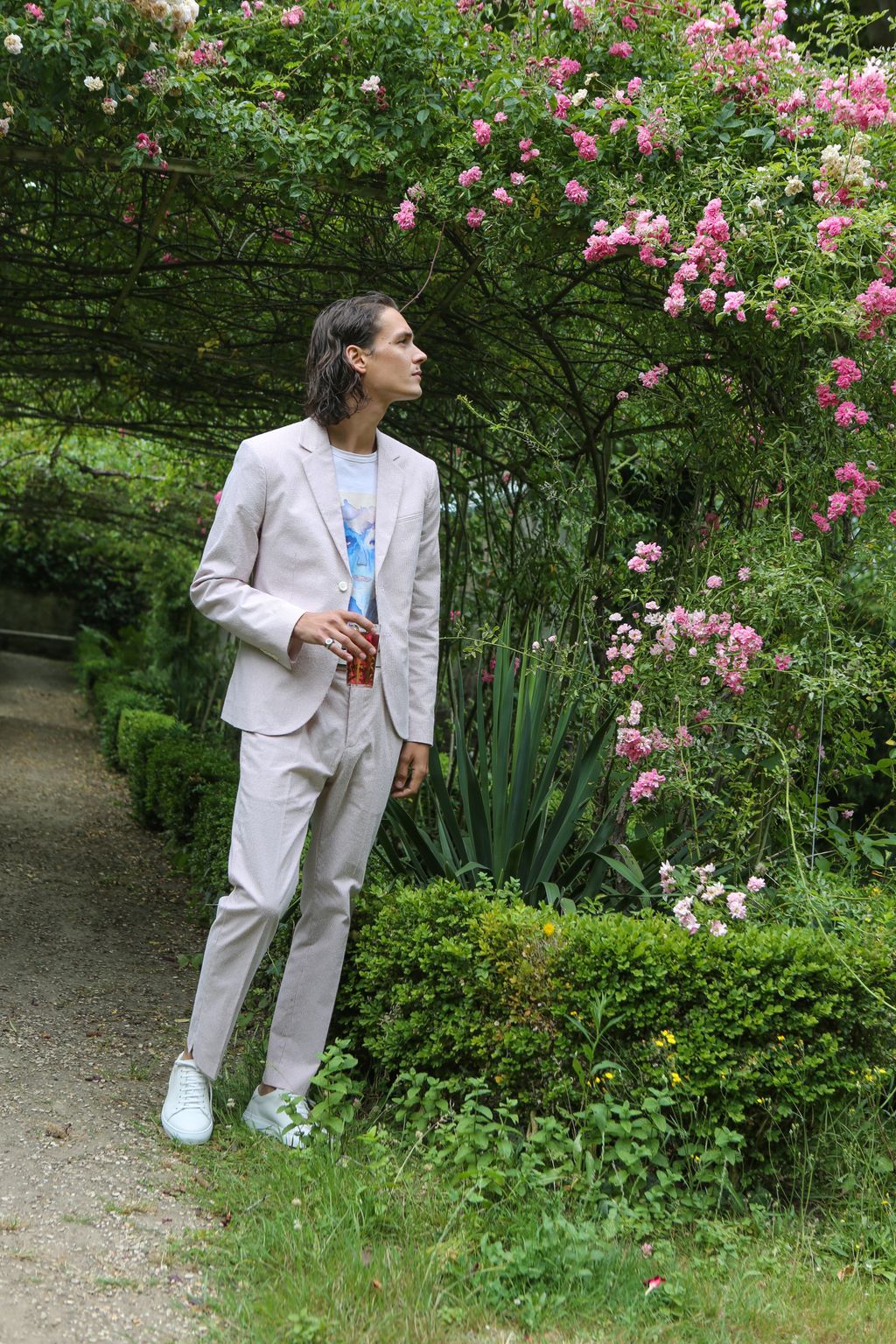 Fashion Week Paris Spring/Summer 2018 look 7 from the Agnès B collection menswear