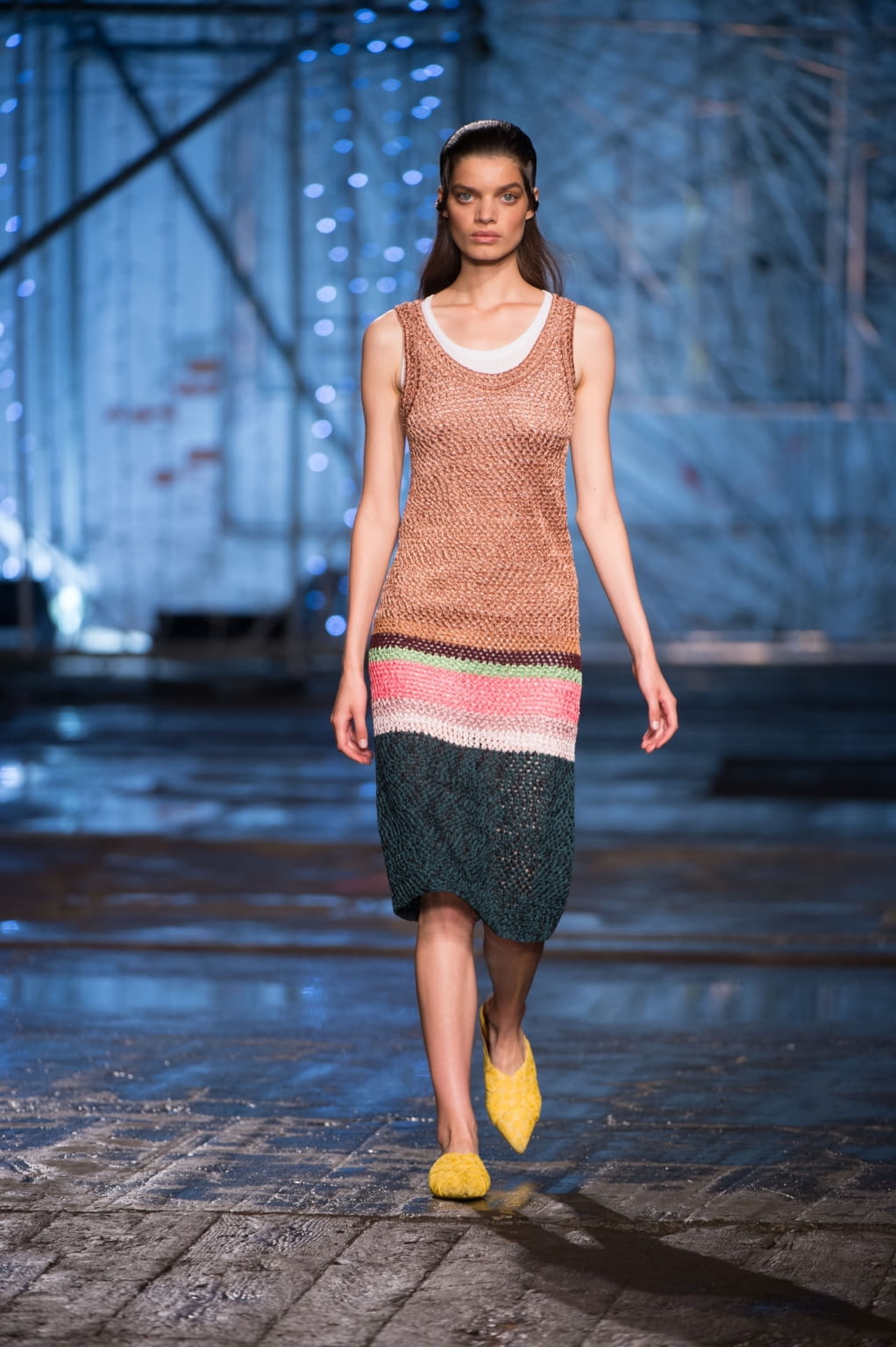 Fashion Week Milan Spring/Summer 2017 look 7 from the Missoni collection 女装