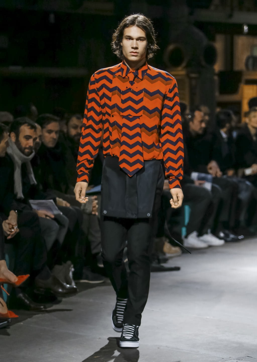 Fashion Week Paris Fall/Winter 2017 look 7 de la collection Givenchy menswear