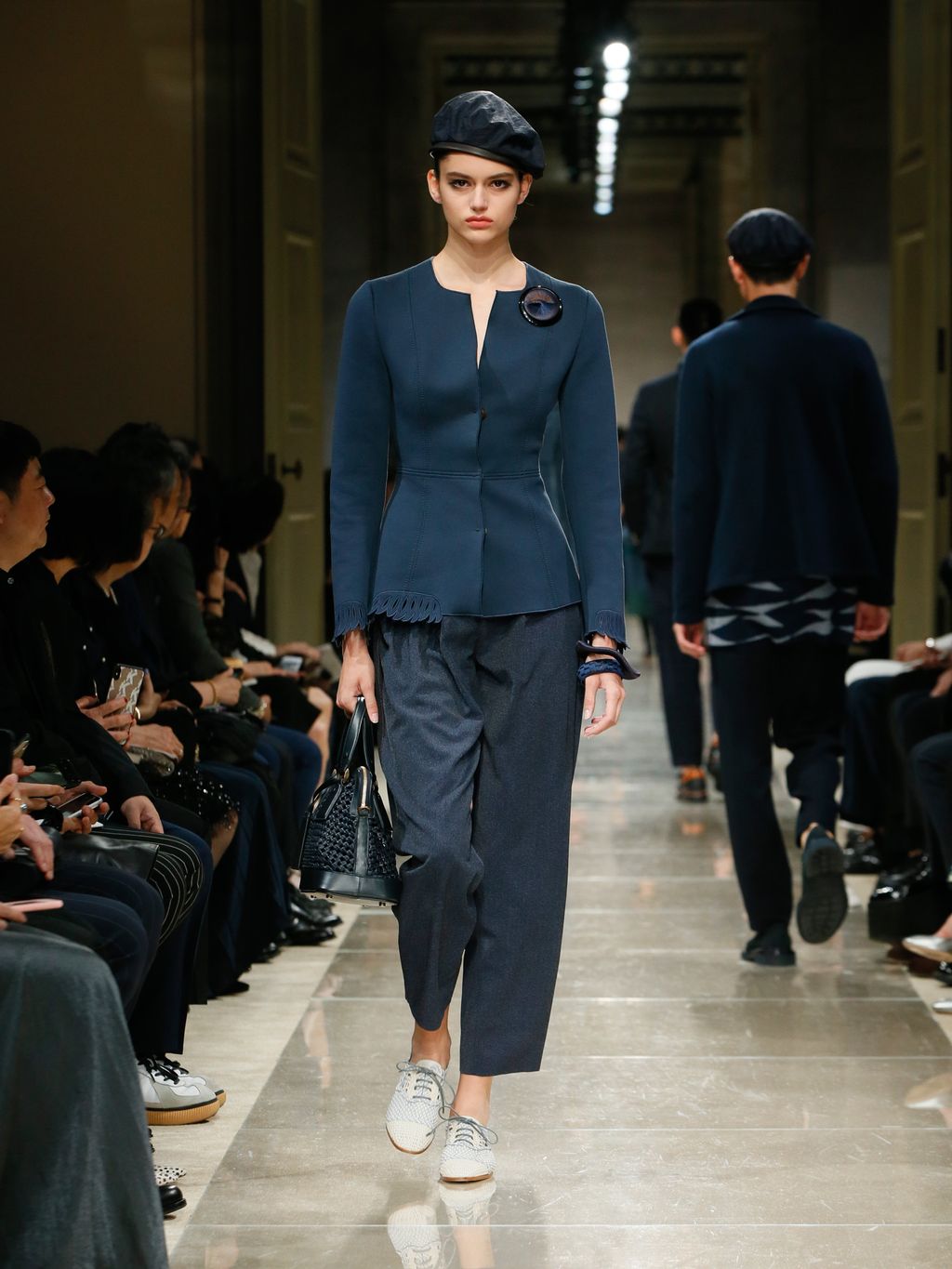 Fashion Week Milan Resort 2020 look 74 from the Giorgio Armani collection 女装