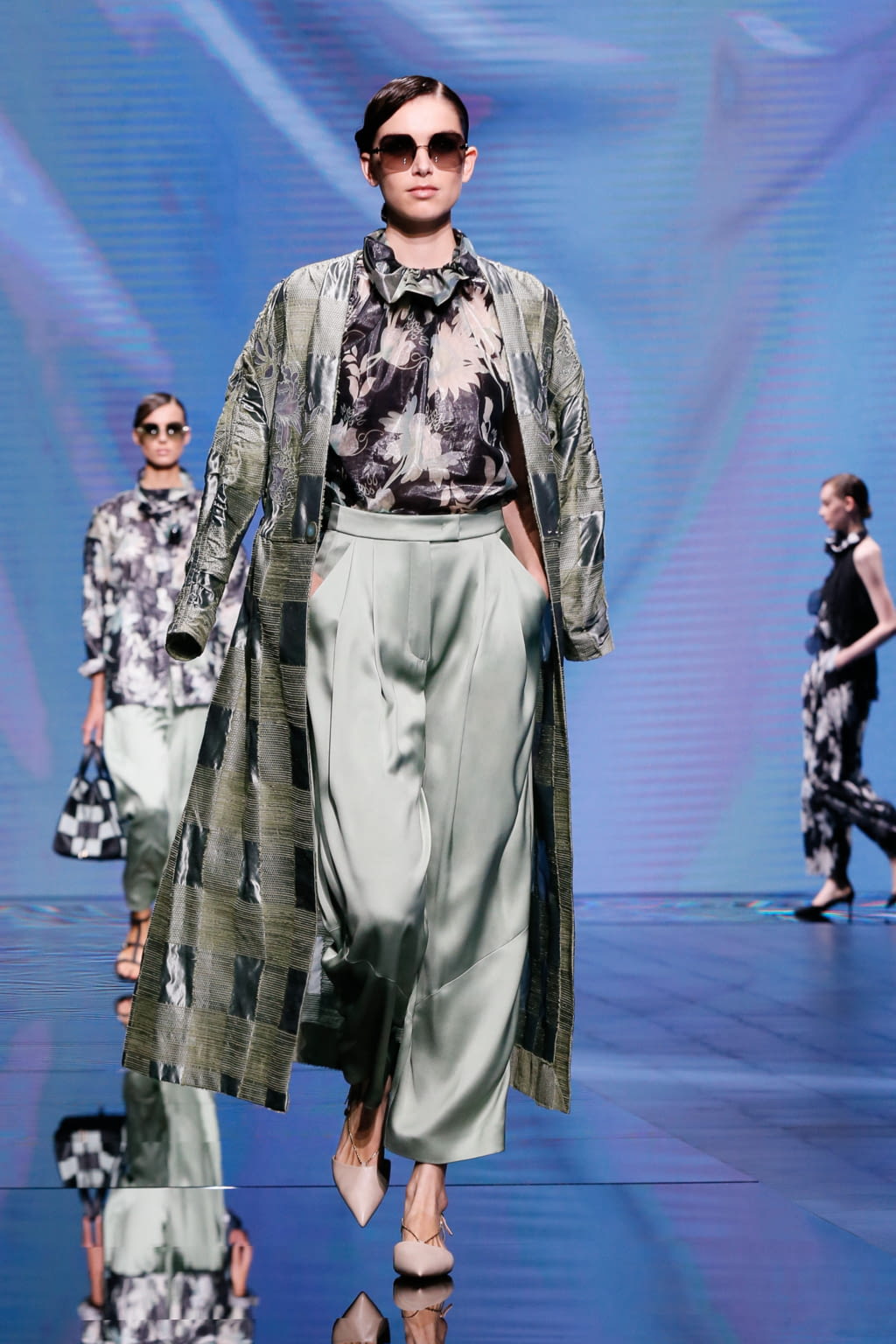 Fashion Week Milan Spring/Summer 2021 look 74 from the Giorgio Armani collection womenswear