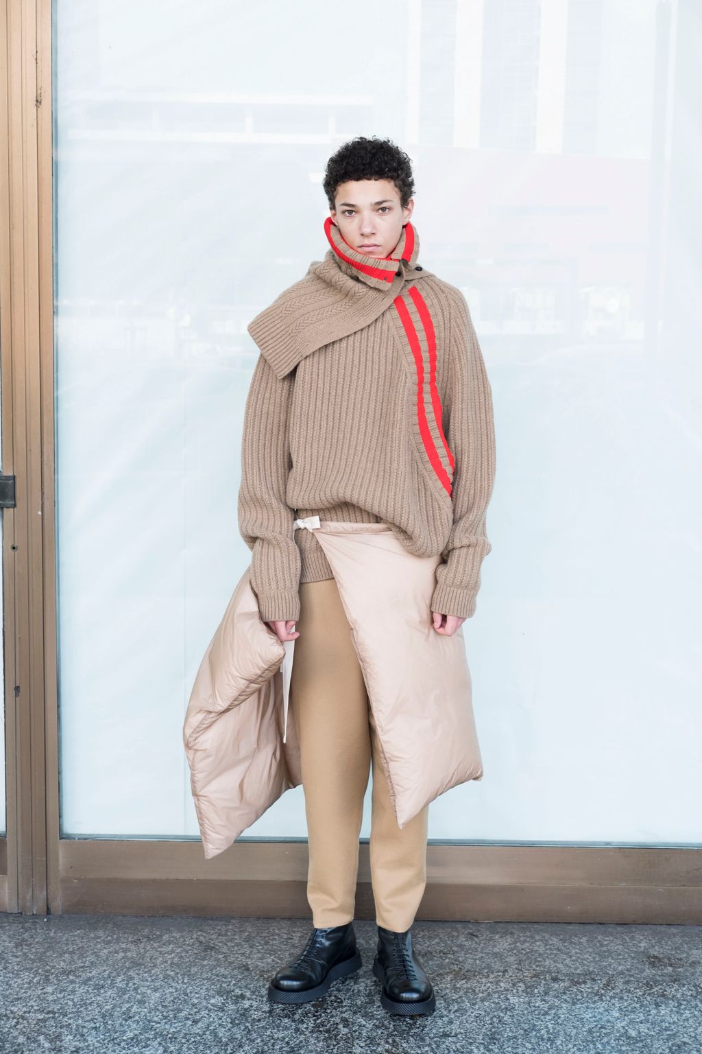 Fashion Week Paris Fall/Winter 2018 look 8 de la collection Jil Sander menswear