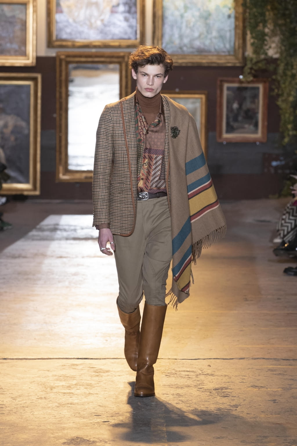 Fashion Week Milan Fall/Winter 2020 look 9 from the Etro collection menswear
