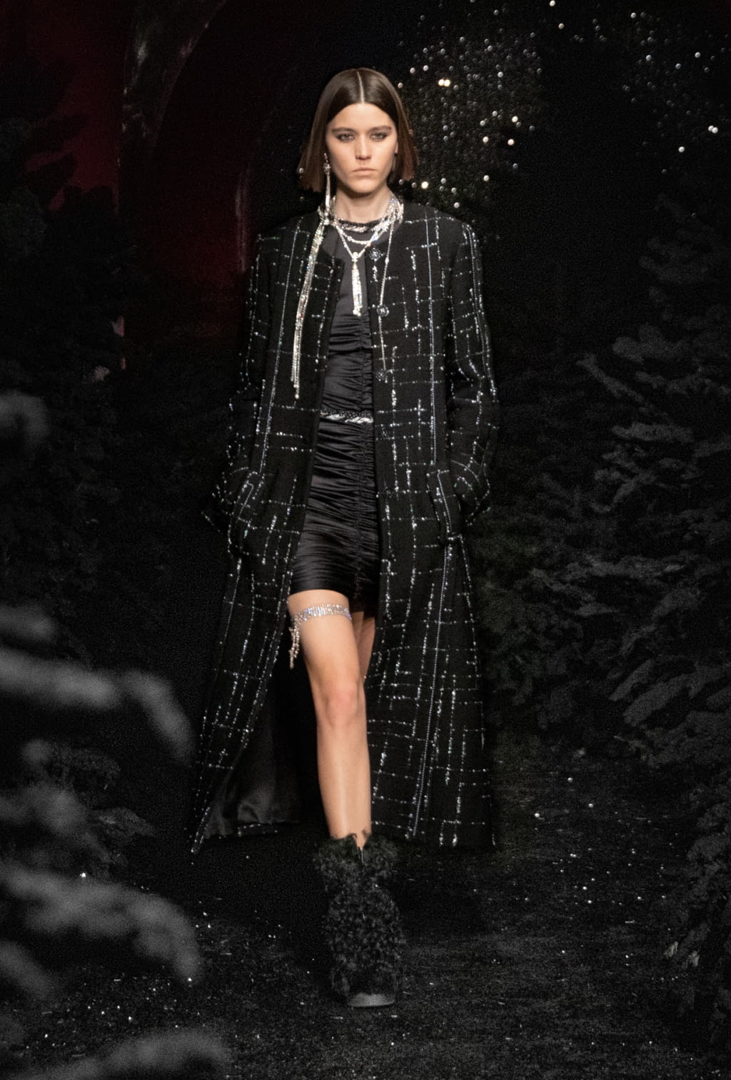 Fashion Week Paris Fall/Winter 2021 look 8 de la collection Chanel womenswear