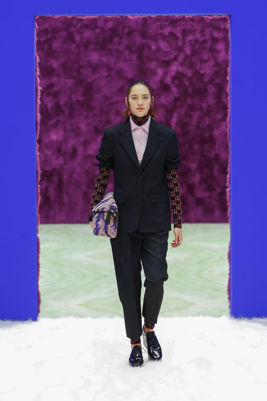 Fashion Week Milan Fall/Winter 2021 look 8 from the Prada collection 女装