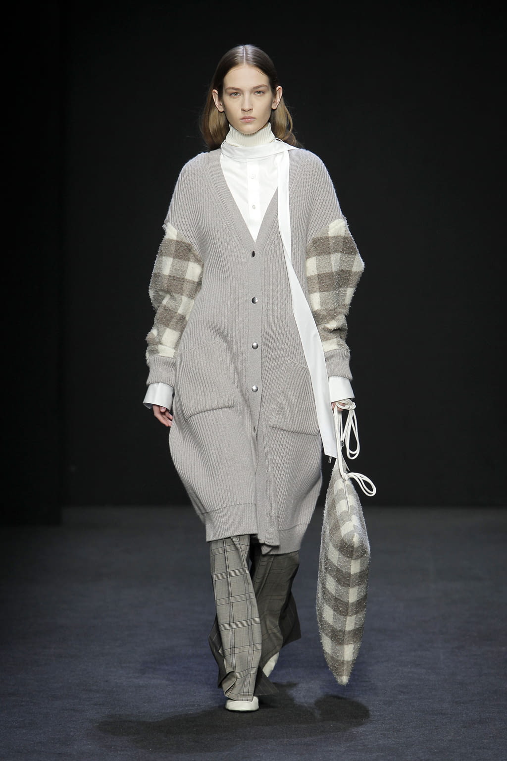 Fashion Week Milan Fall/Winter 2020 look 8 from the MRZ collection womenswear