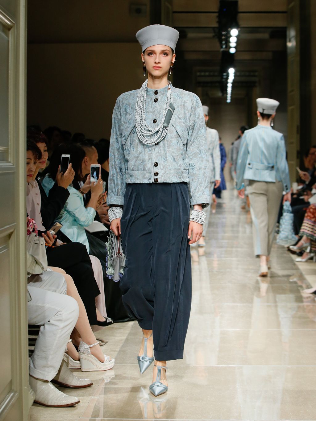 Fashion Week Milan Resort 2020 look 88 de la collection Giorgio Armani womenswear