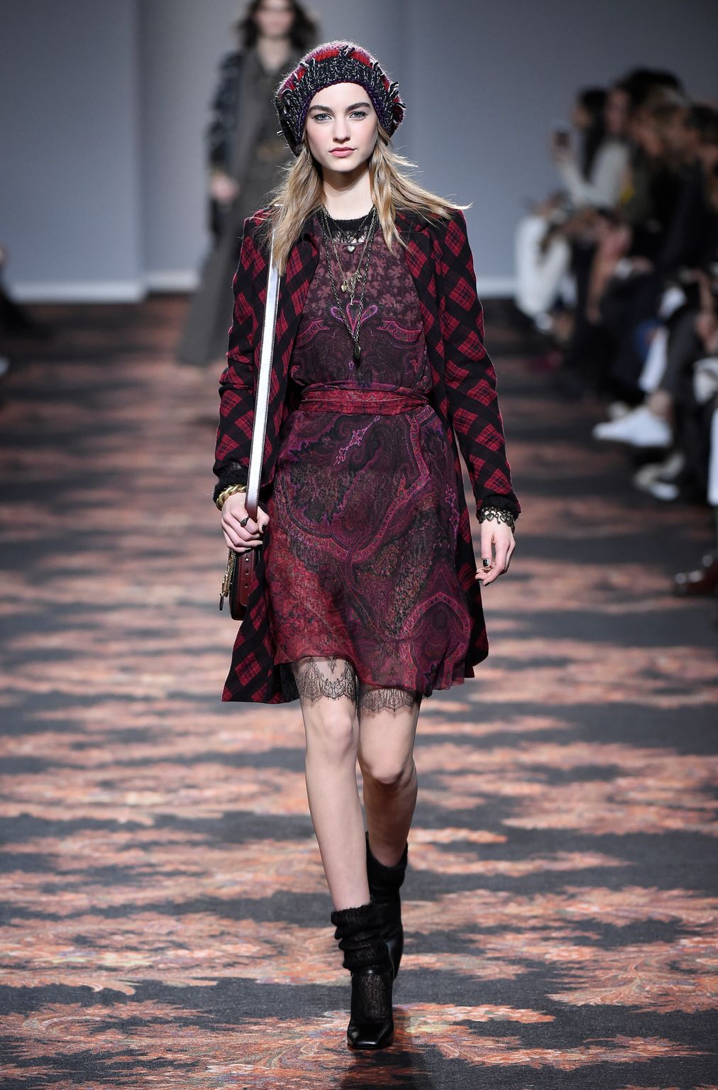 Fashion Week Milan Fall/Winter 2016 look 9 from the Etro collection womenswear