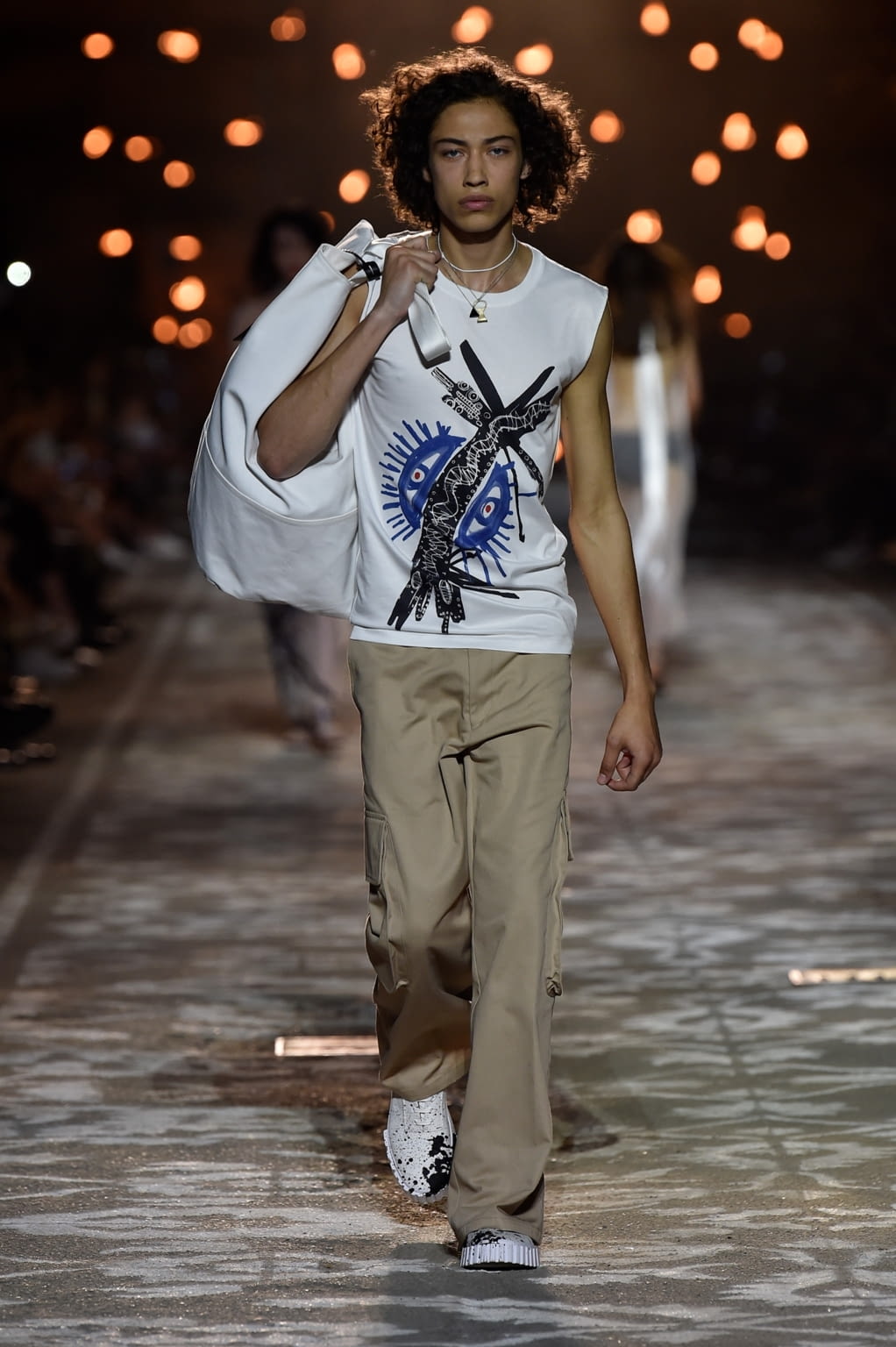 Fashion Week Florence Spring/Summer 2018 look 9 from the HUGO collection menswear