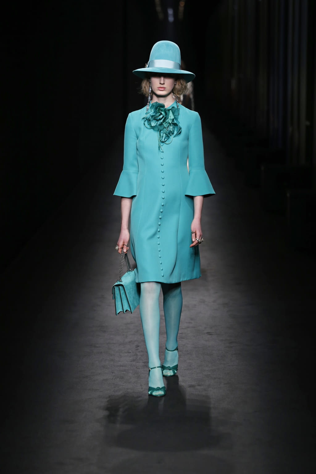 Fashion Week Milan Fall/Winter 2016 look 9 de la collection Gucci womenswear