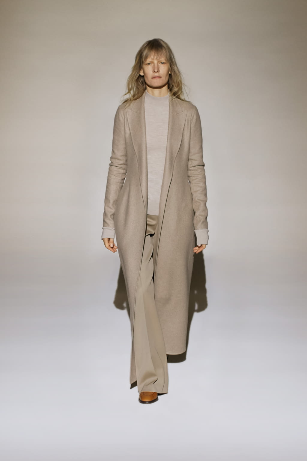 Fashion Week New York Fall/Winter 2016 look 9 from the The Row collection womenswear