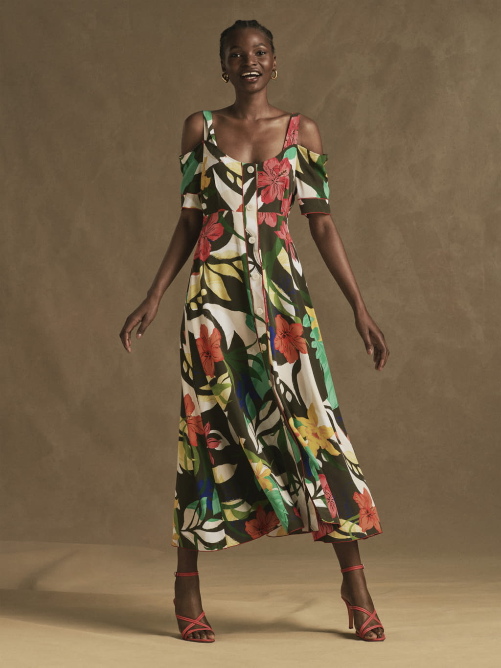 Fashion Week New York Spring/Summer 2022 look 27 from the Tommy Hilfiger collection womenswear