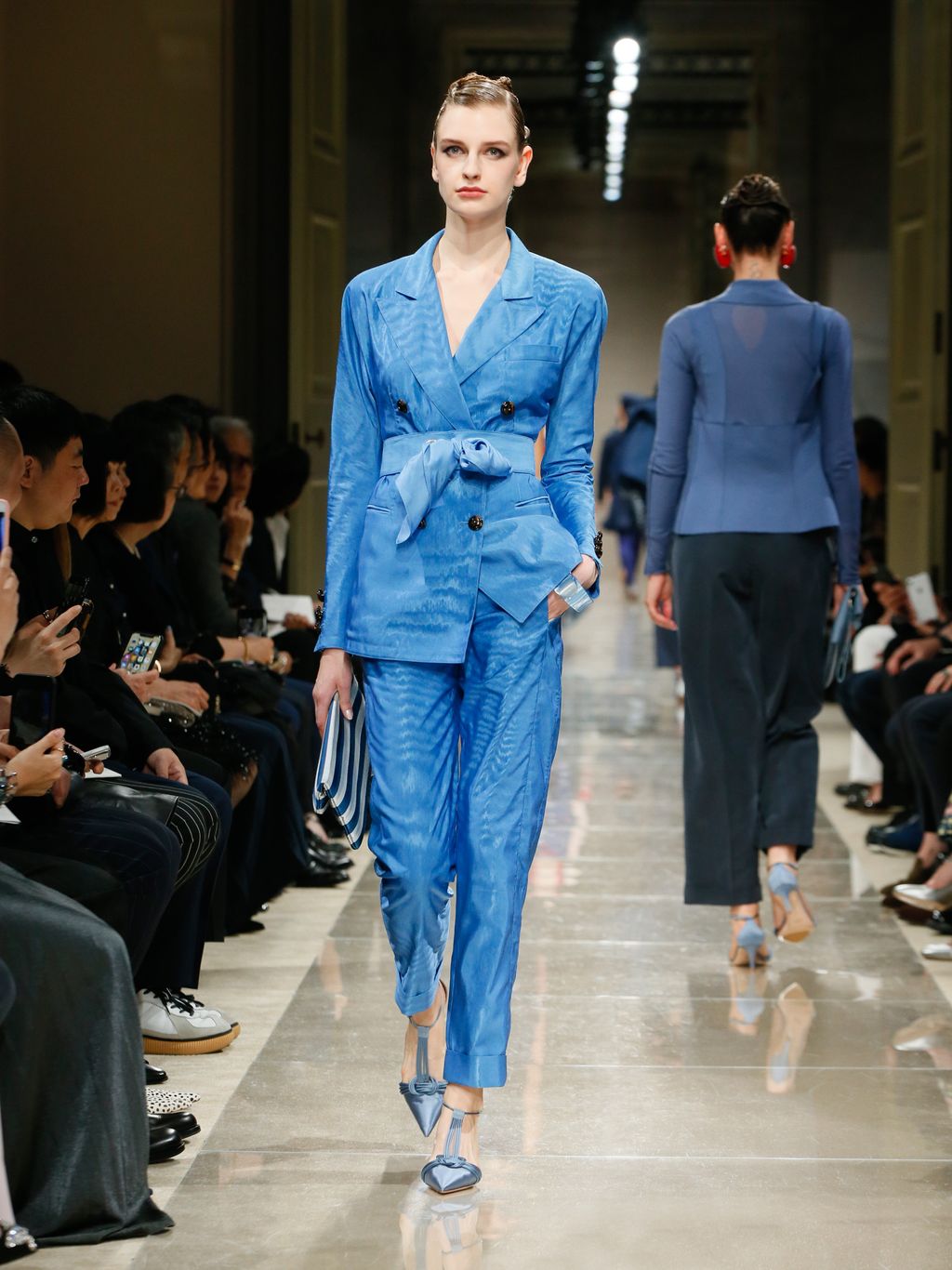 Fashion Week Milan Resort 2020 look 96 from the Giorgio Armani collection womenswear