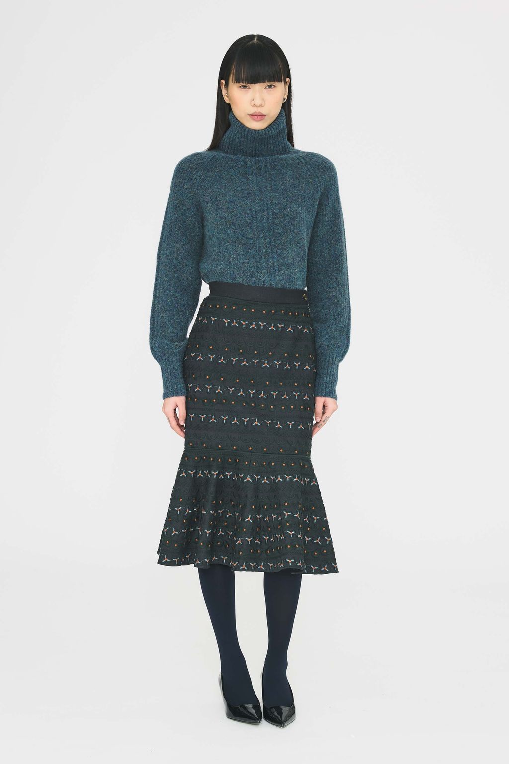 Fashion Week Paris Fall/Winter 2025 look 9 de la collection Antik Batik womenswear