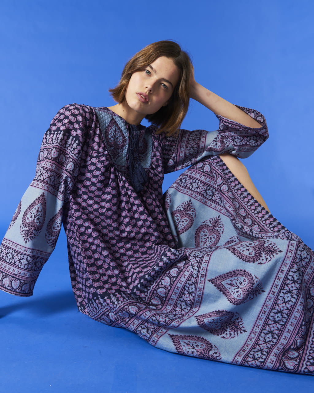 Fashion Week Paris Fall/Winter 2021 look 1 de la collection Antik Batik womenswear