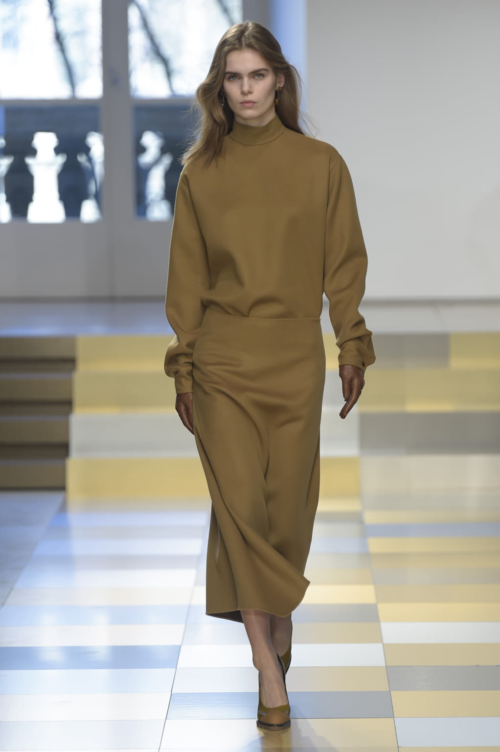 Fashion Week Milan Fall/Winter 2017 look 35 from the Jil Sander collection womenswear