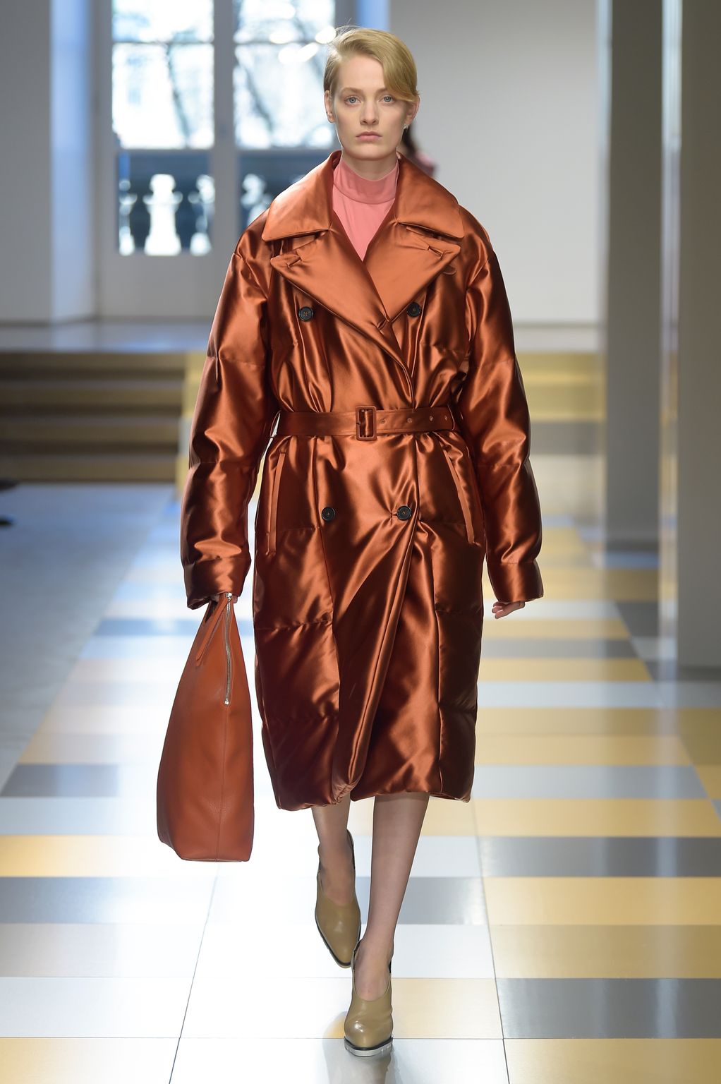 Fashion Week Milan Fall/Winter 2017 look 45 from the Jil Sander collection womenswear