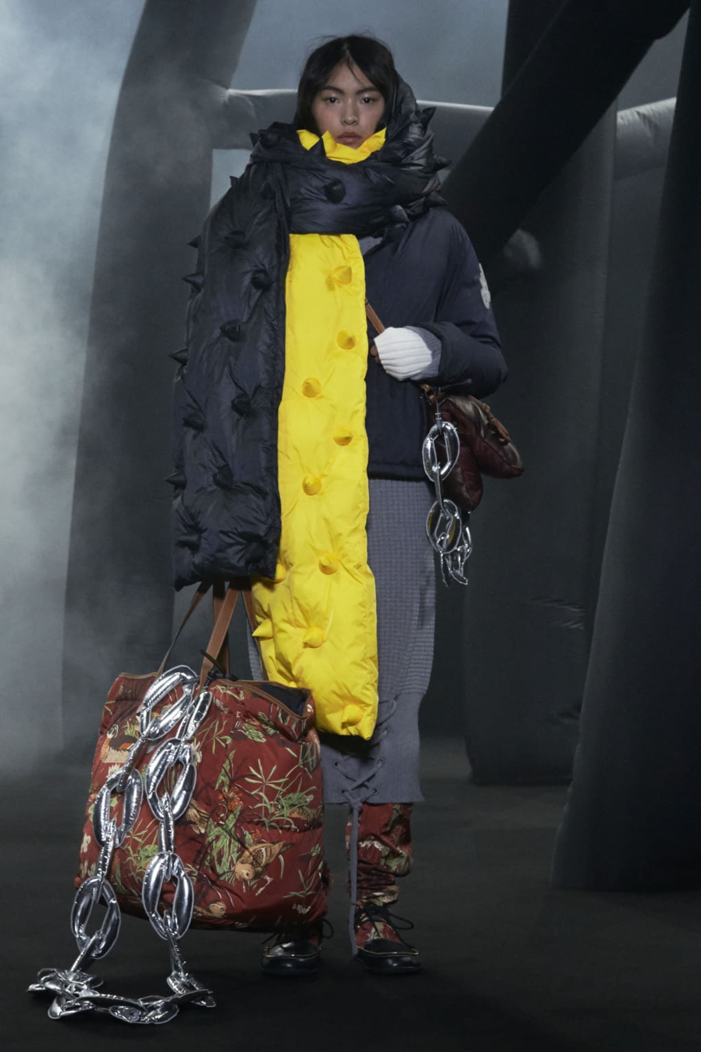 Fashion Week Milan Fall/Winter 2020 look 28 from the 1 Moncler JW Anderson collection womenswear