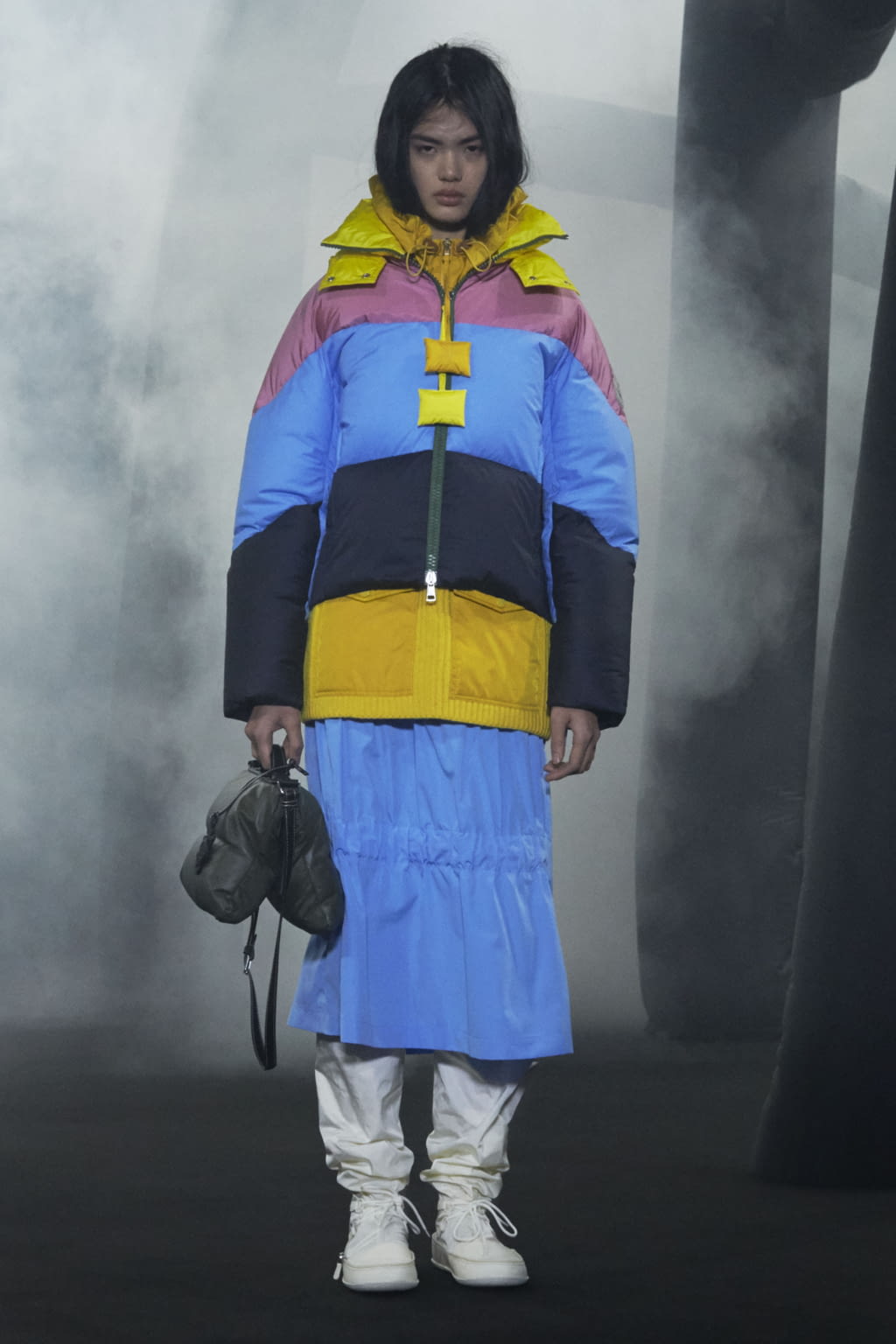 Fashion Week Milan Fall/Winter 2020 look 29 from the 1 Moncler JW Anderson collection womenswear