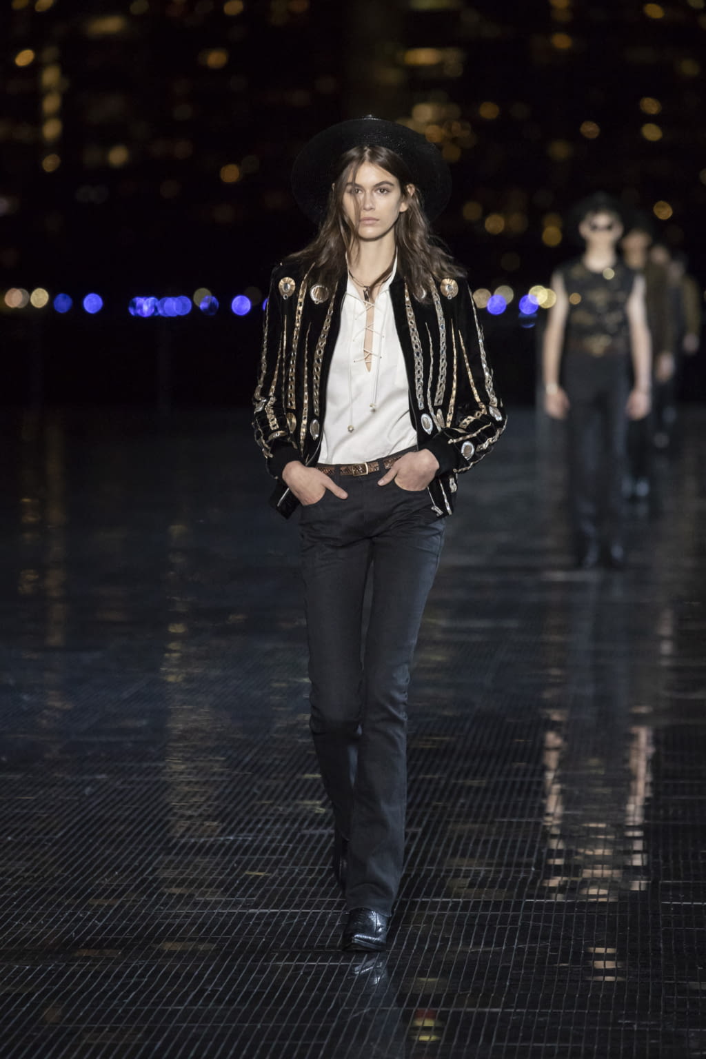 Fashion Week New York Spring/Summer 2019 look 9 from the Saint Laurent collection menswear