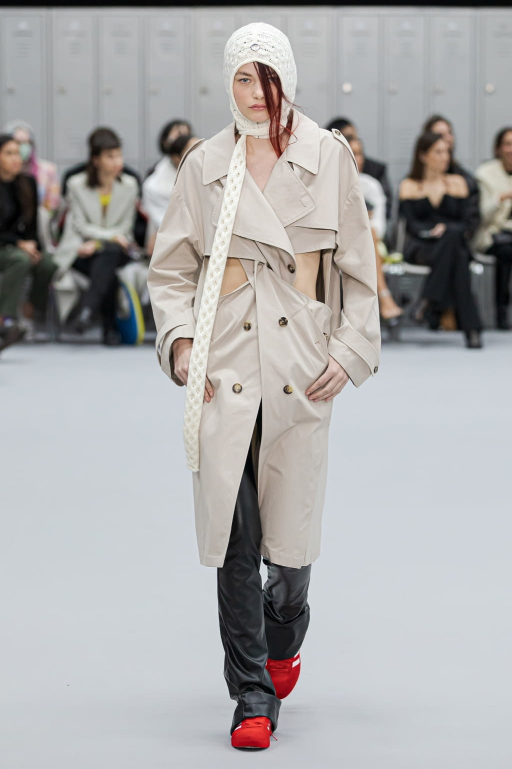 Fashion Week Paris Fall/Winter 2022 look 10 de la collection Coperni womenswear