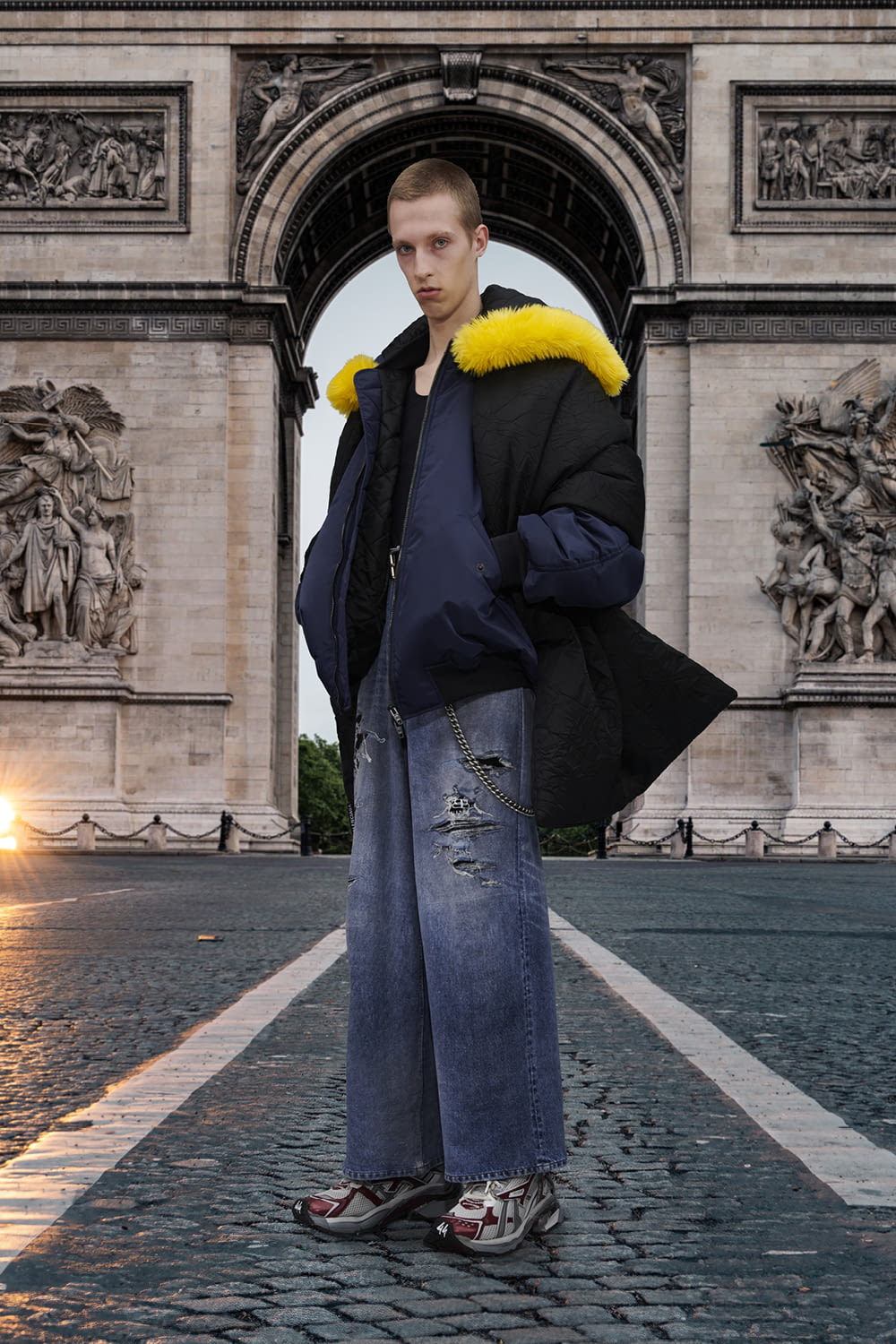 Fashion Week Paris Pre-Fall 2021 look 10 from the Balenciaga collection 女装